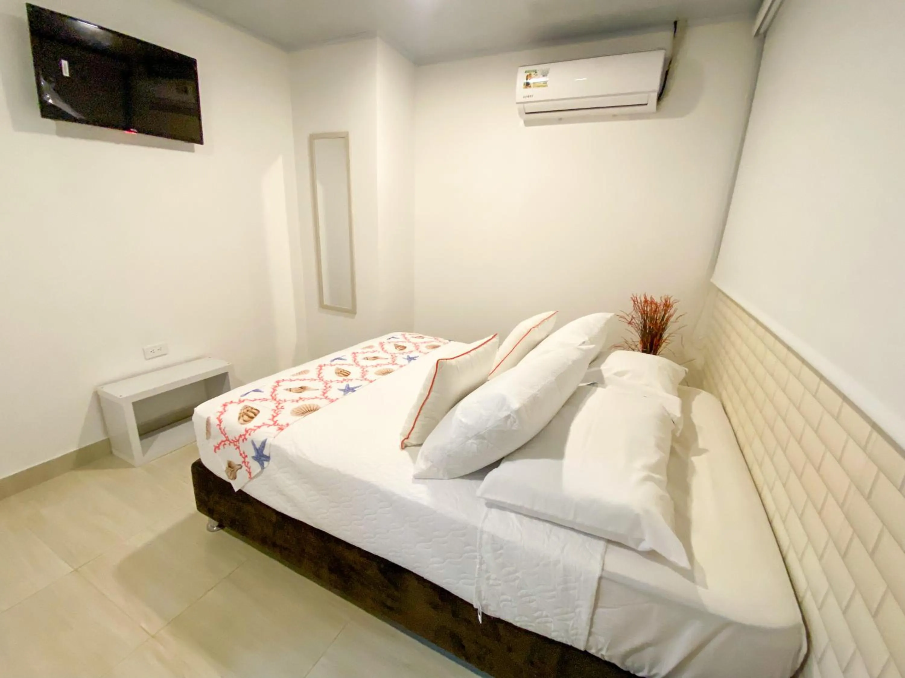 Bedroom, Bed in OCEANA HOTEL