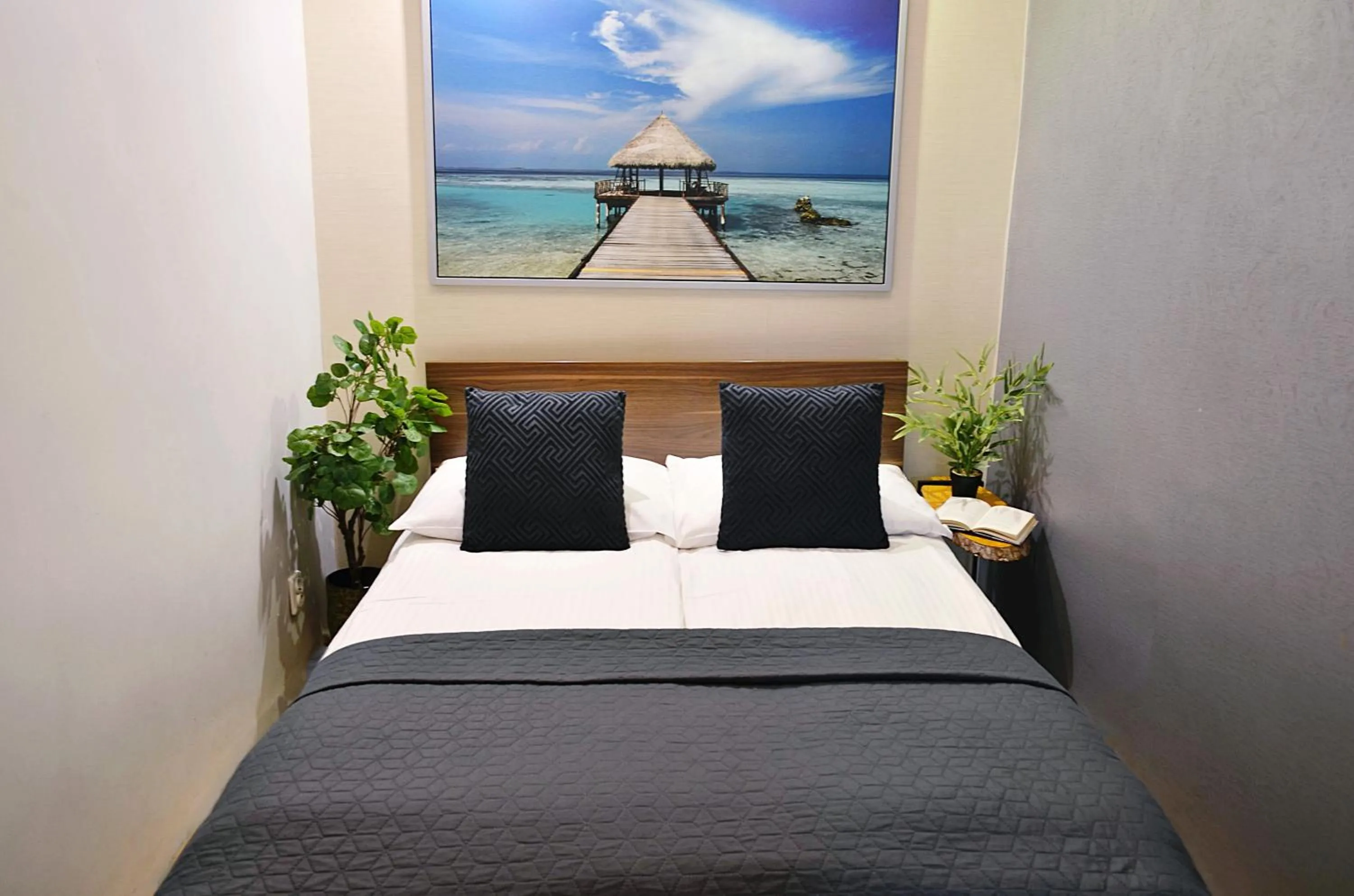 Bed in P&J Apartments Floriańska