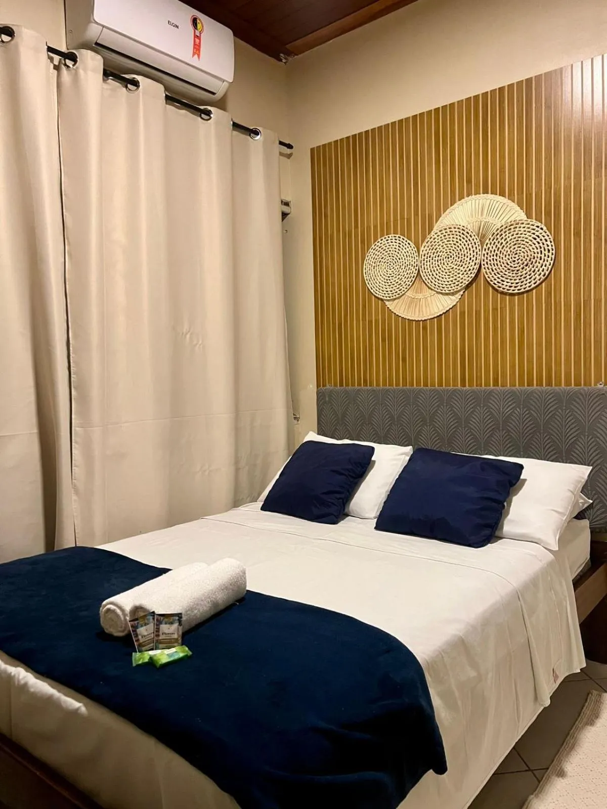 Bed in Pousada Casa Rosada Ilhabela