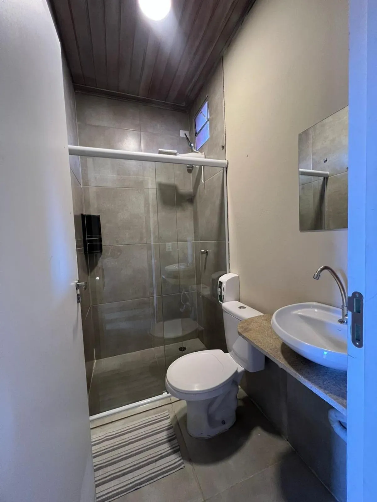 Bathroom in Pousada Casa Rosada Ilhabela