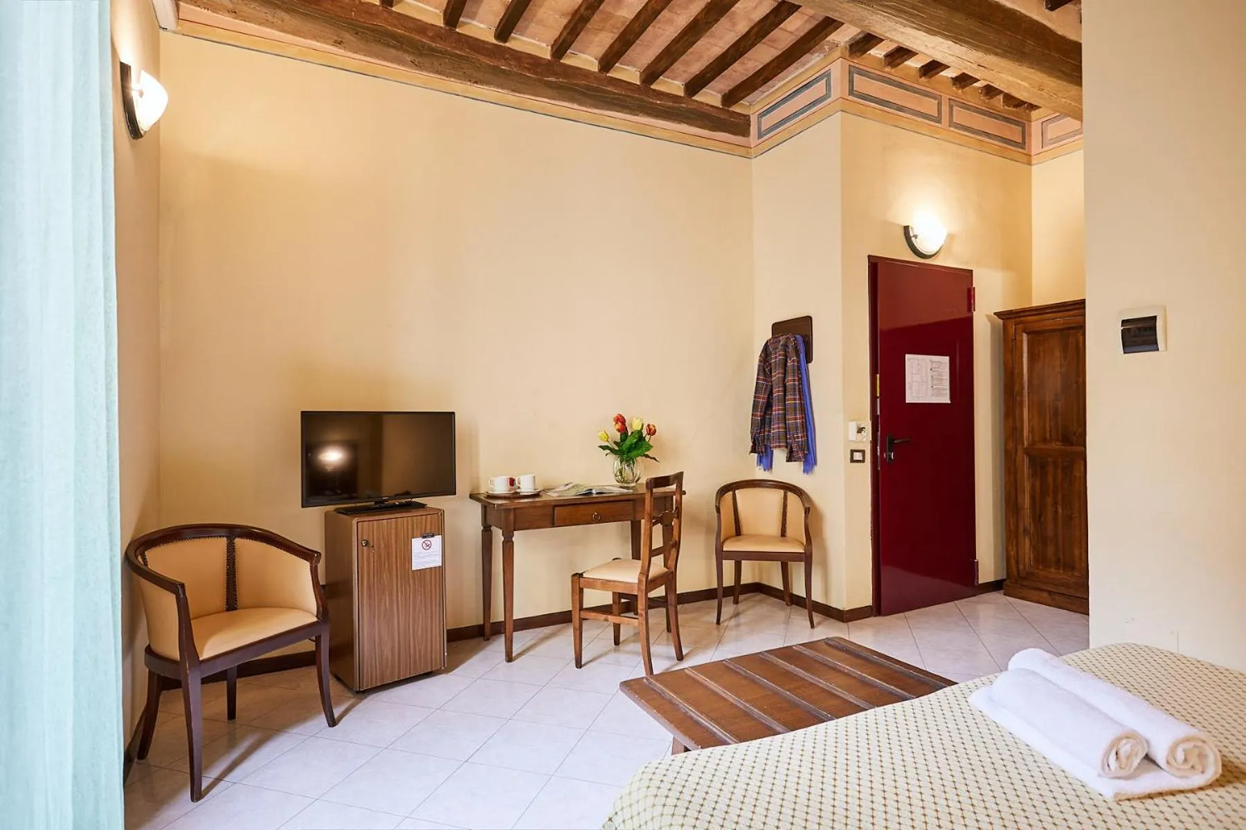 TV and multimedia, Bed in Hotel Dei Capitani