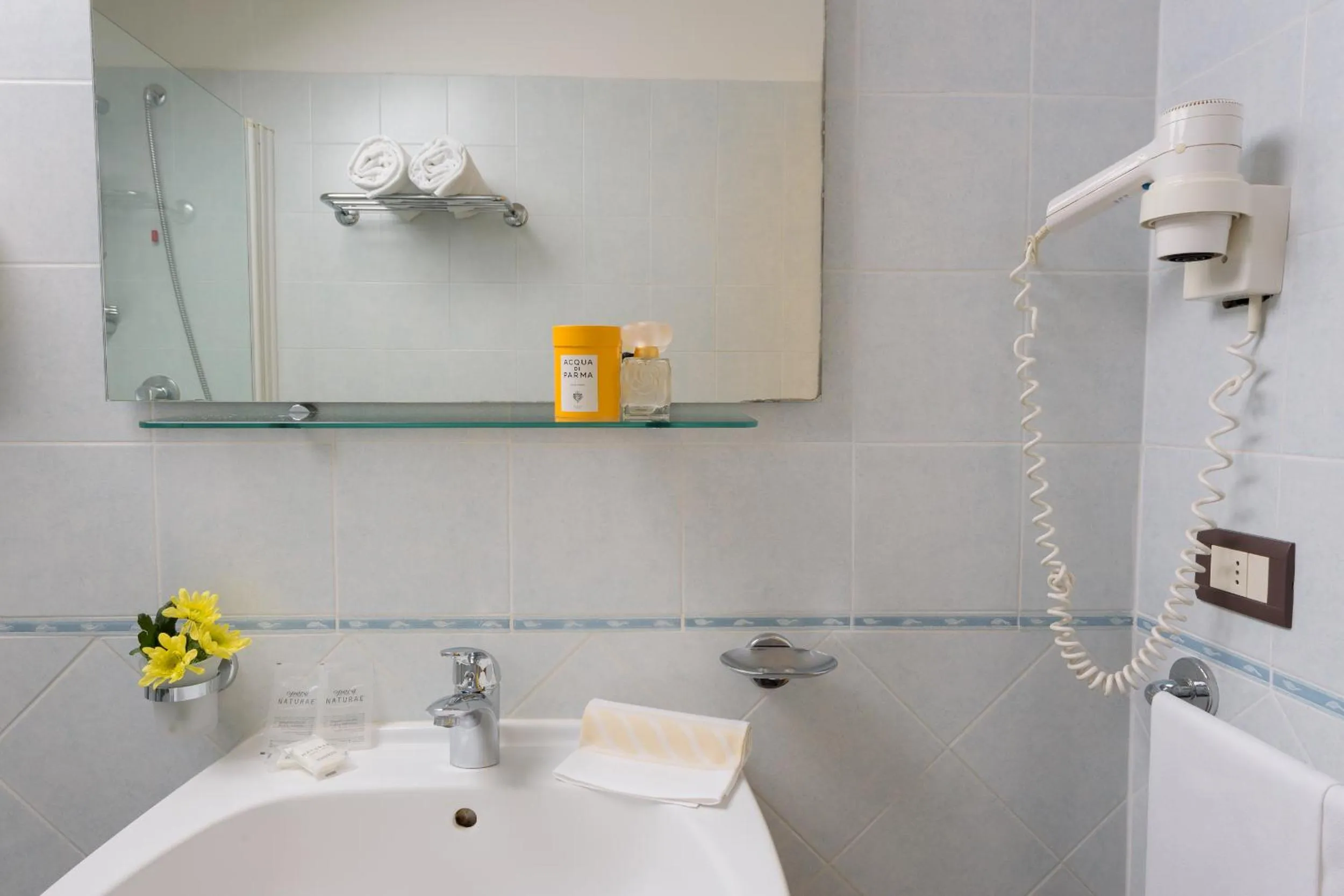 Bathroom in Hotel Dei Capitani