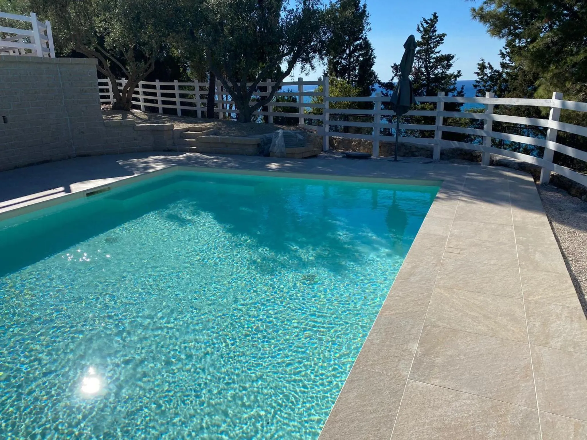 Swimming pool in Albergo Filippo II