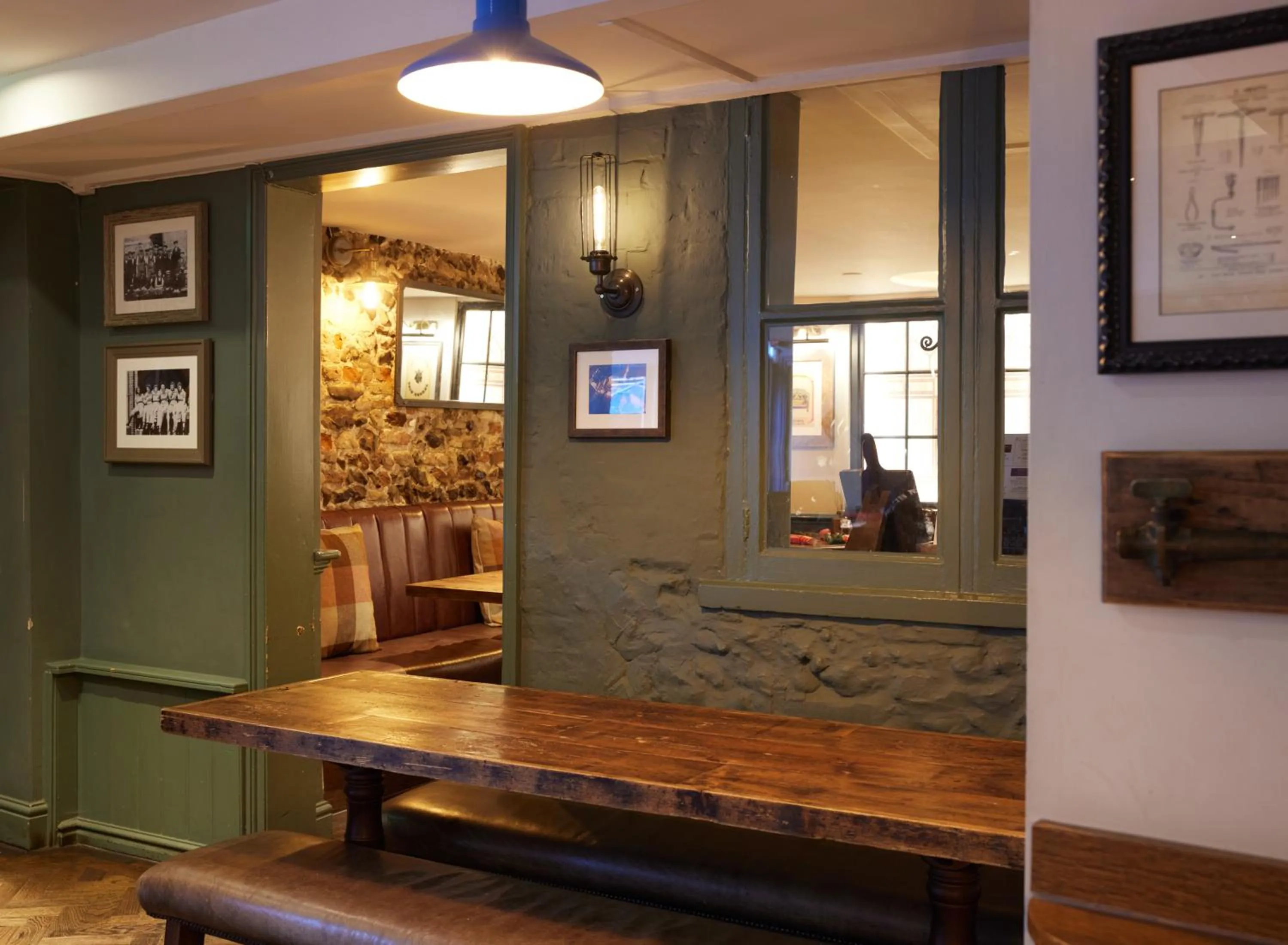 Restaurant/places to eat in Dog and Partridge by Greene King Inns