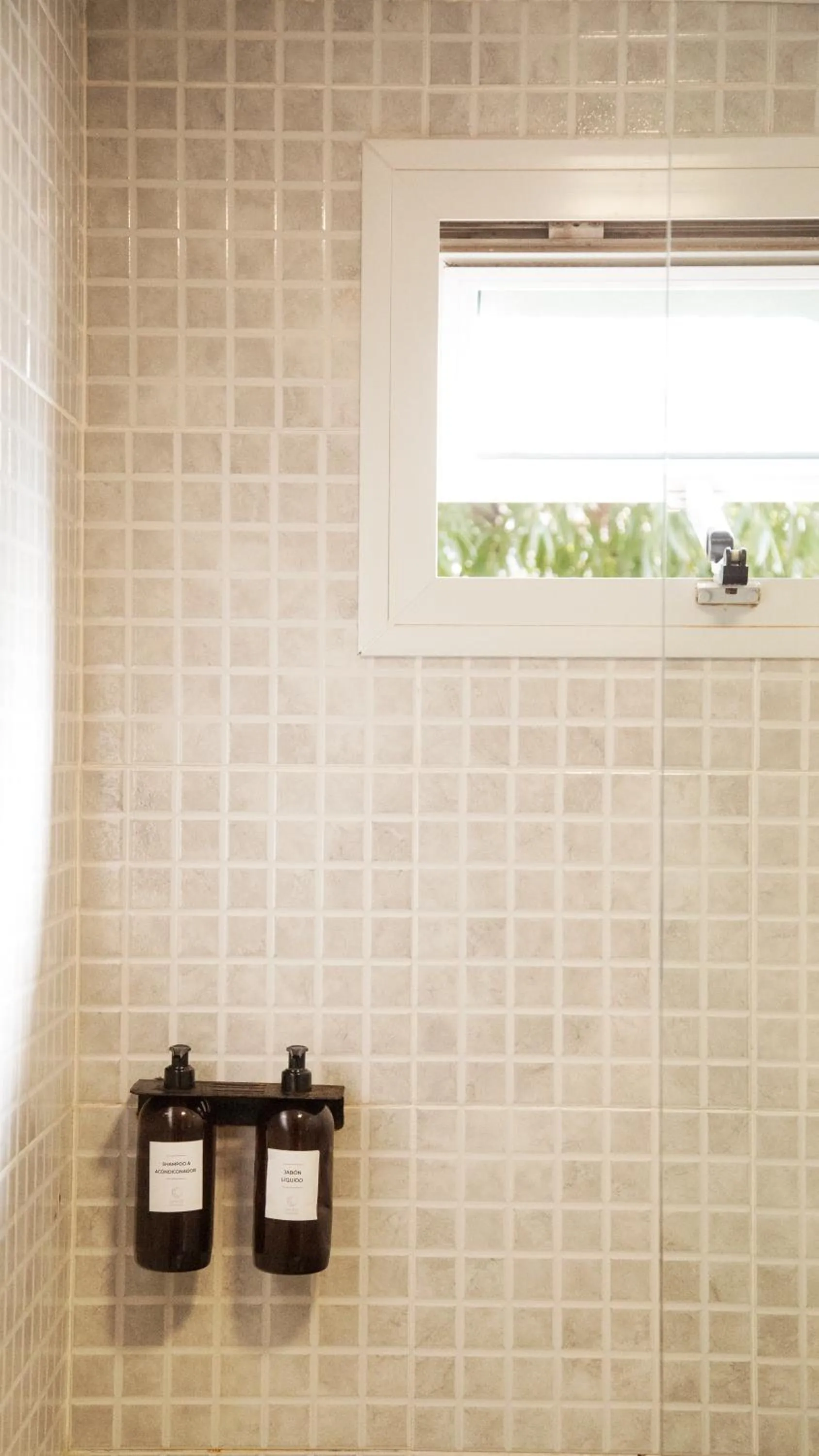 Shower in Hotel Amigo del Mundo