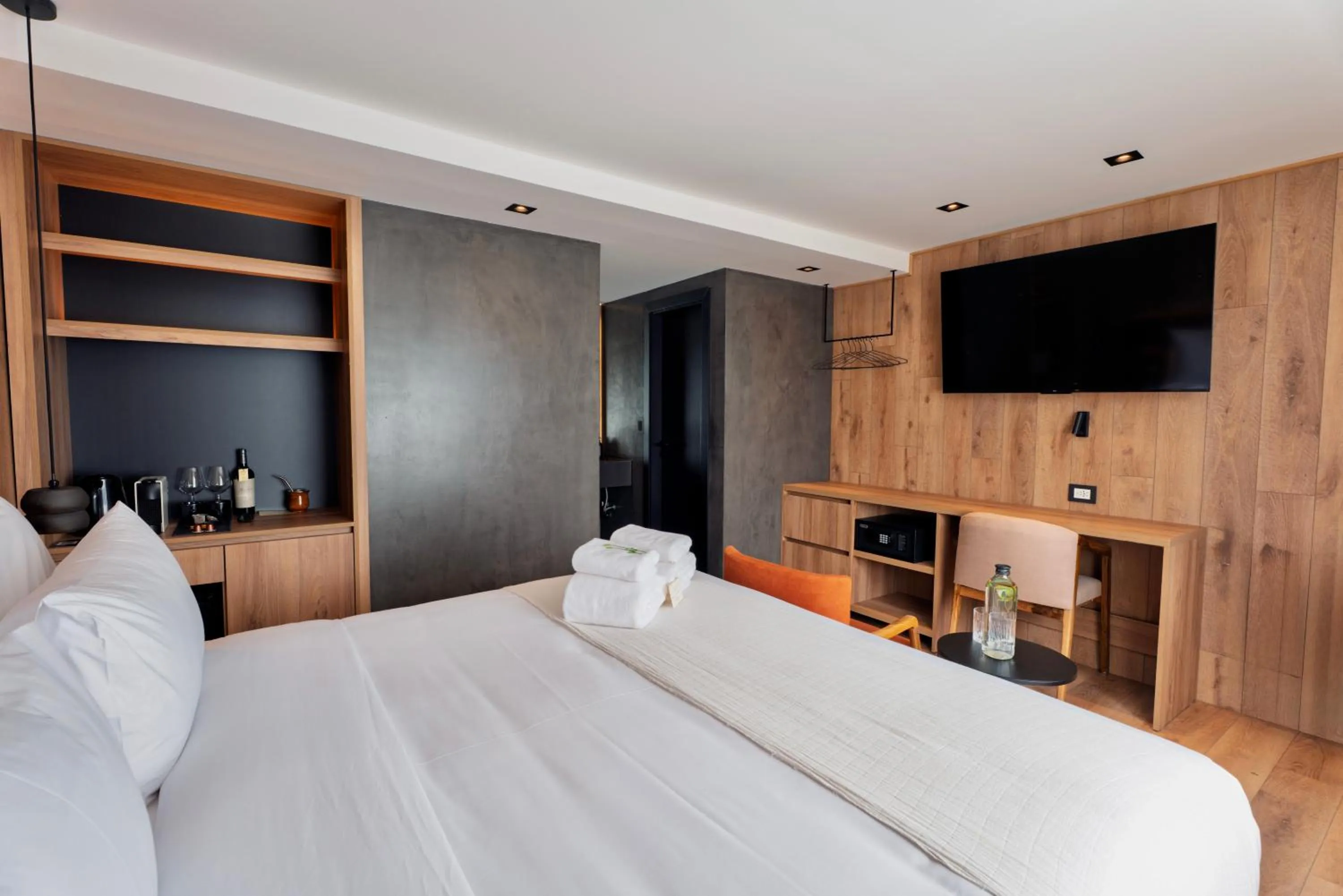 Bed in Montano Boutique Suites