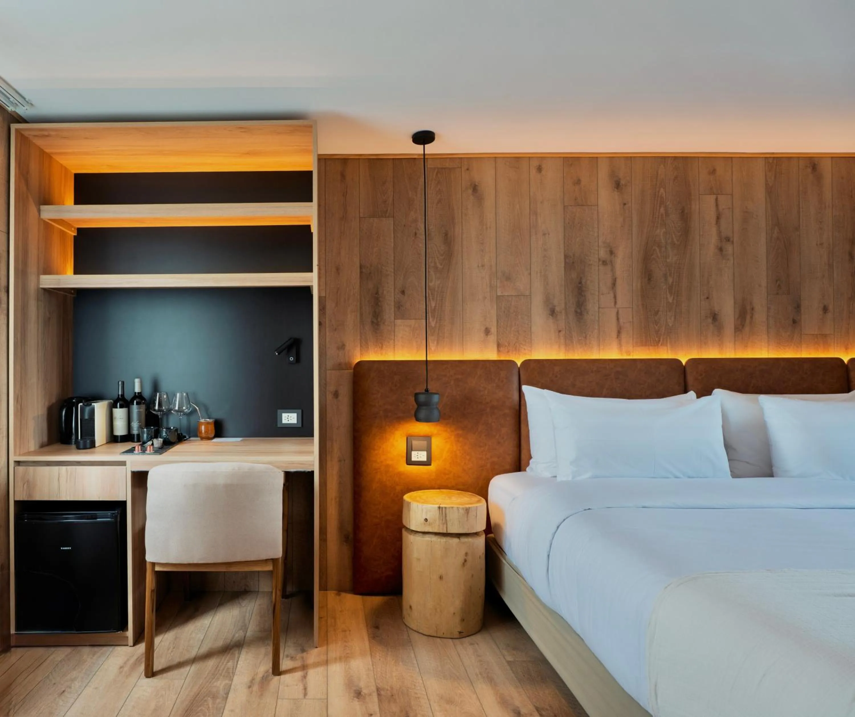 Bed in Montano Boutique Suites