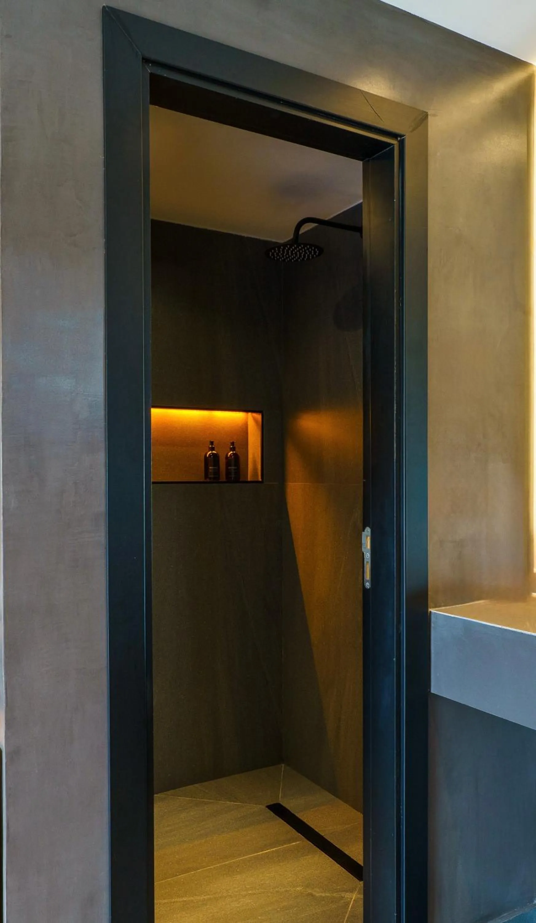 Montano Boutique Suites