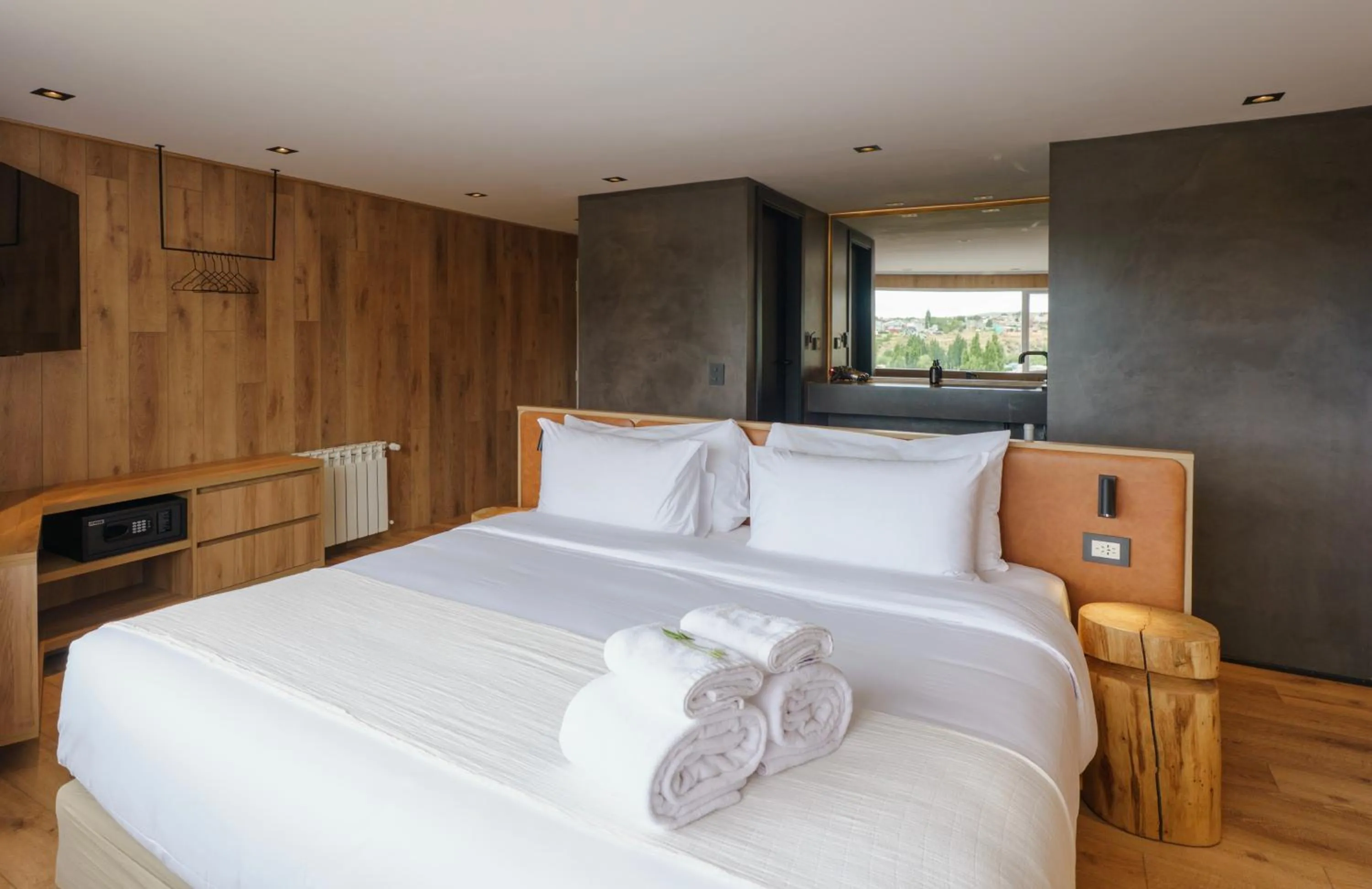 Bed in Montano Boutique Suites