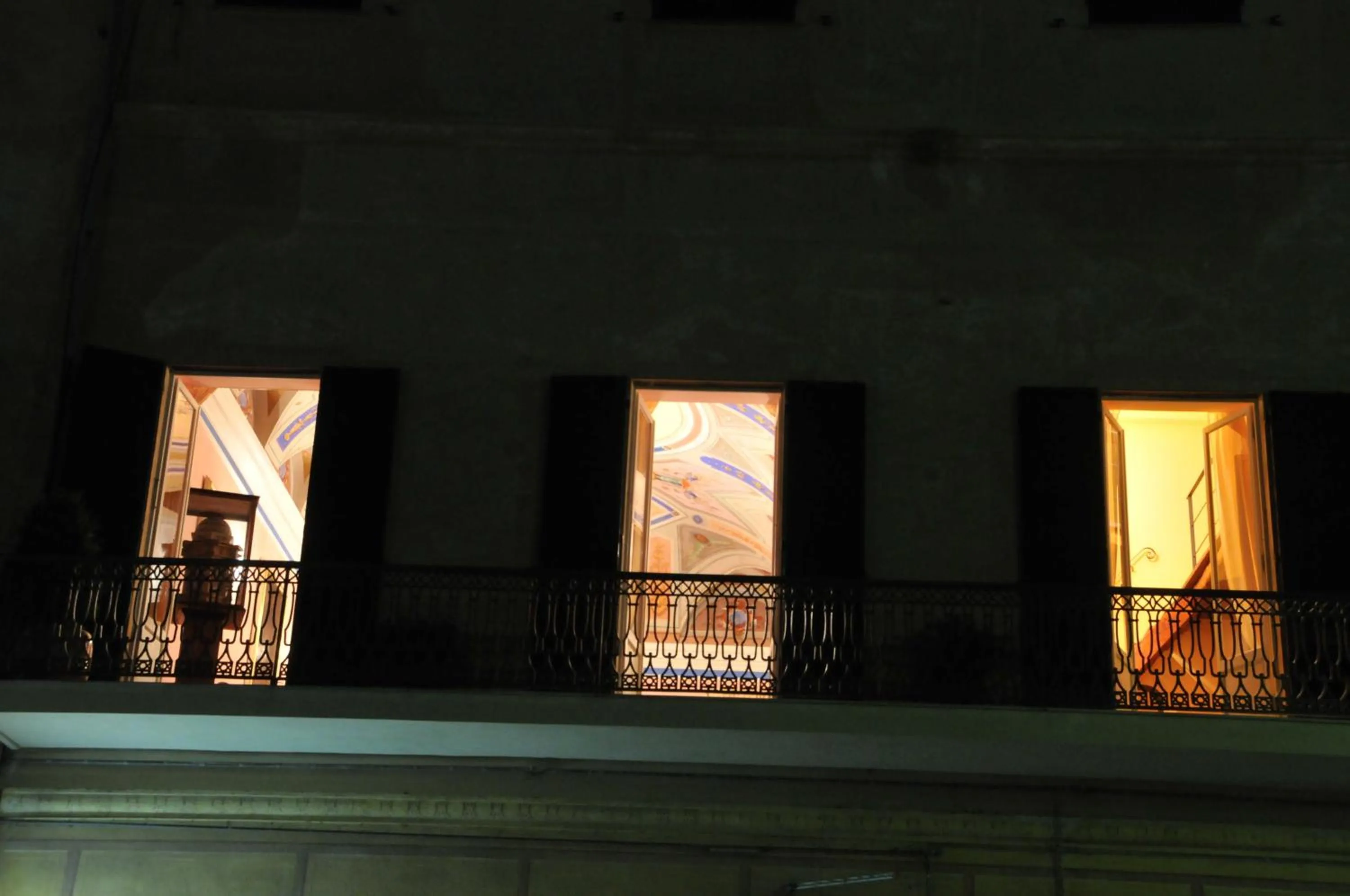 Decorative detail in Casa Pagliano