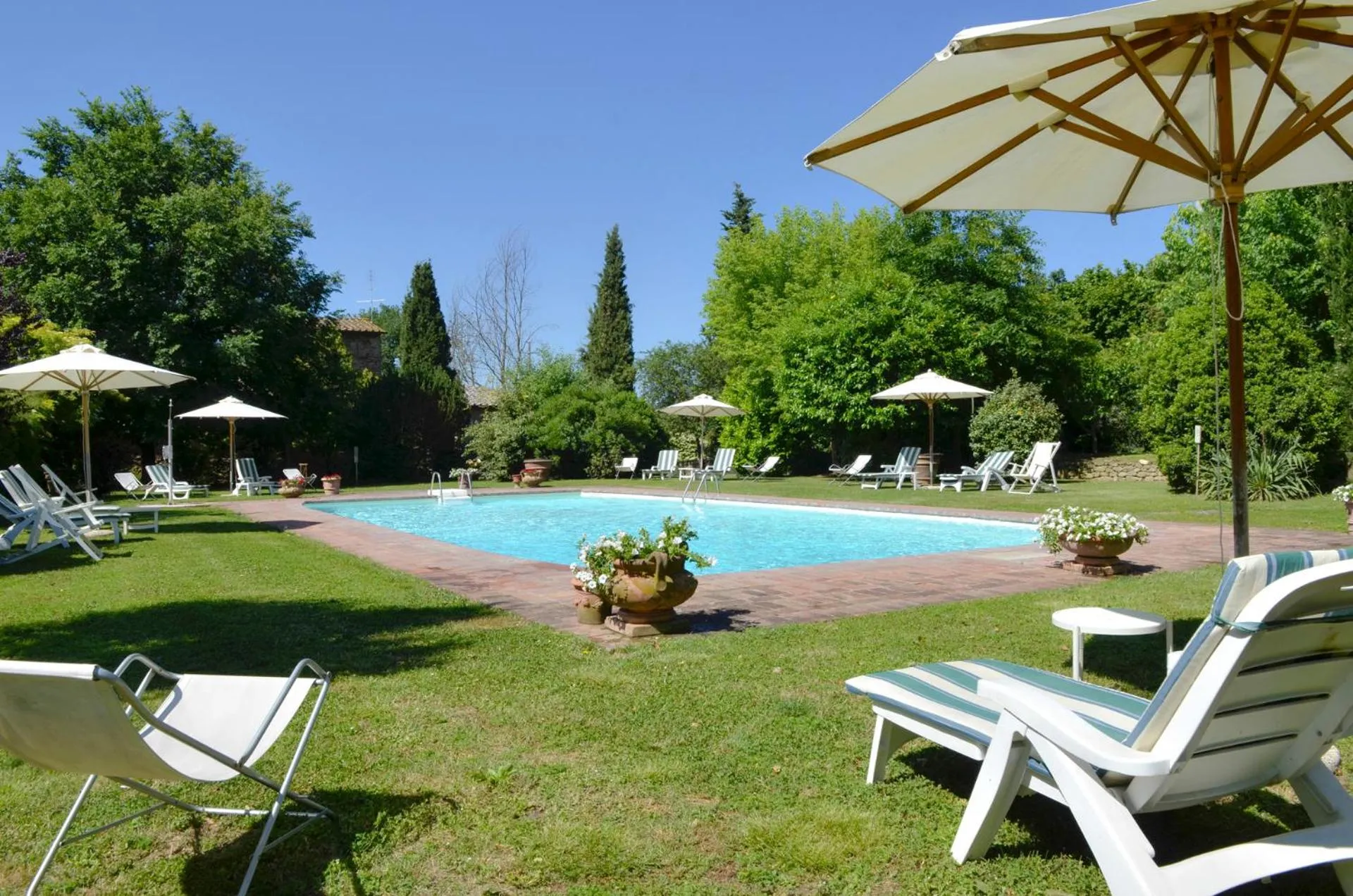 Swimming pool in Residence Il Casale