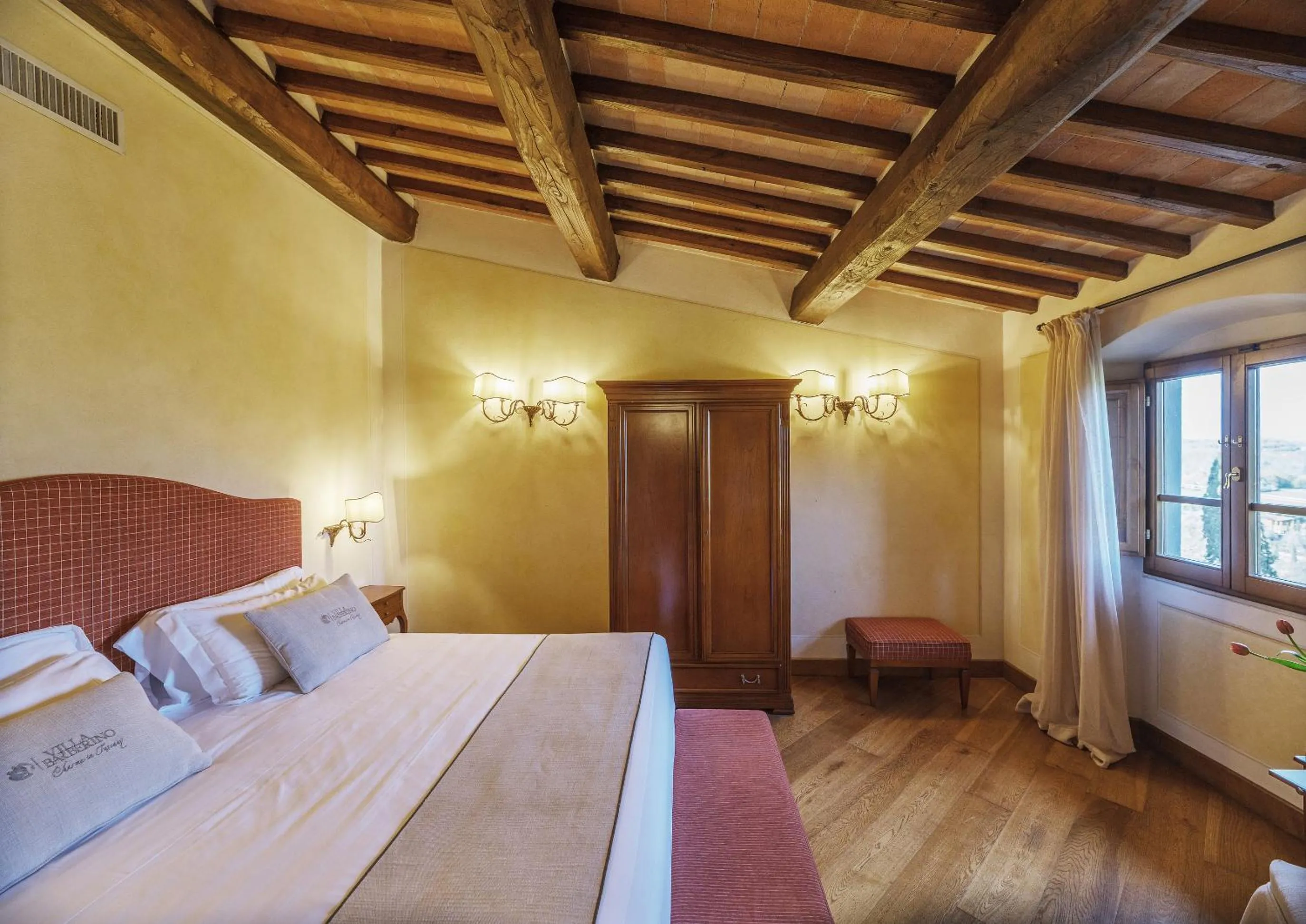 Bed in Villa Barberino