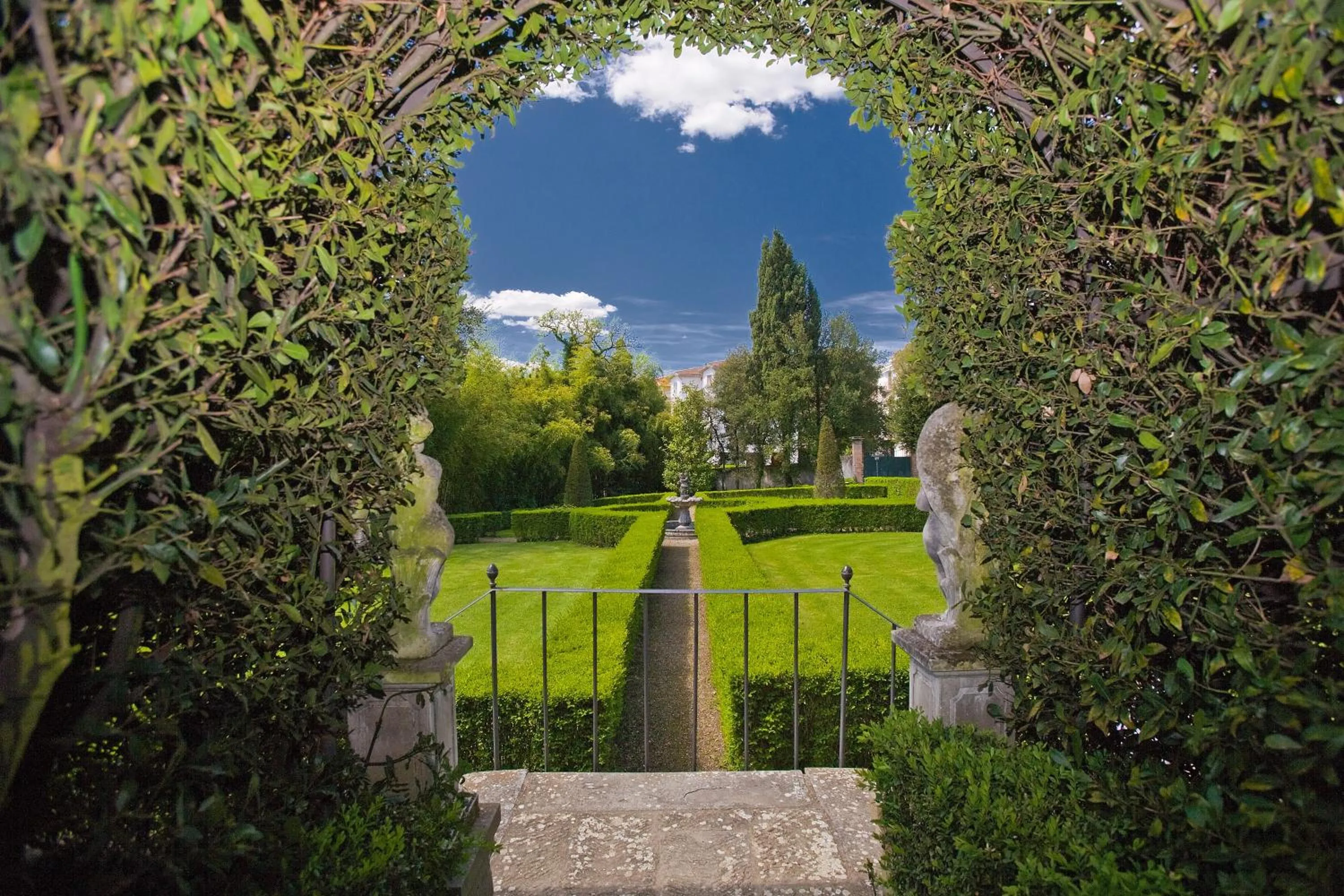 Garden in Villa Barberino
