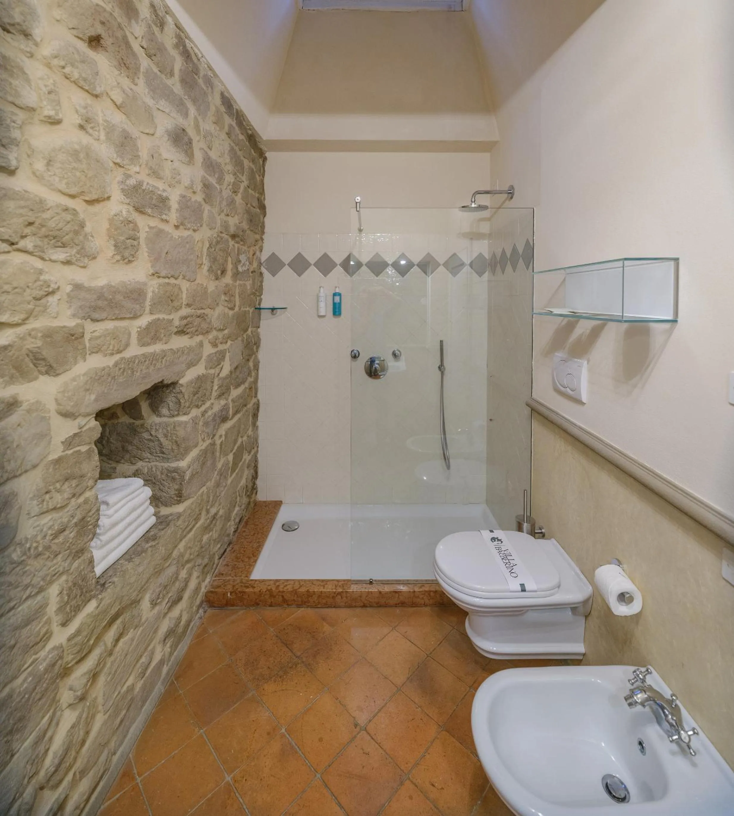 Shower in Villa Barberino