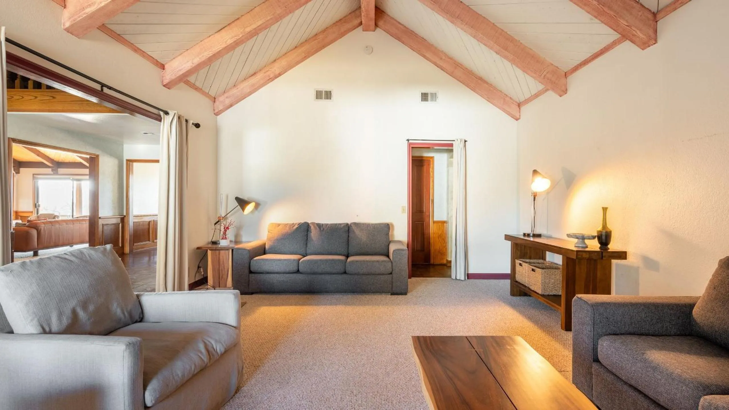 Other in Cathedral by AvantStay Charming Secluded Estate w Sauna Pool Table Views of the Rolling Hills