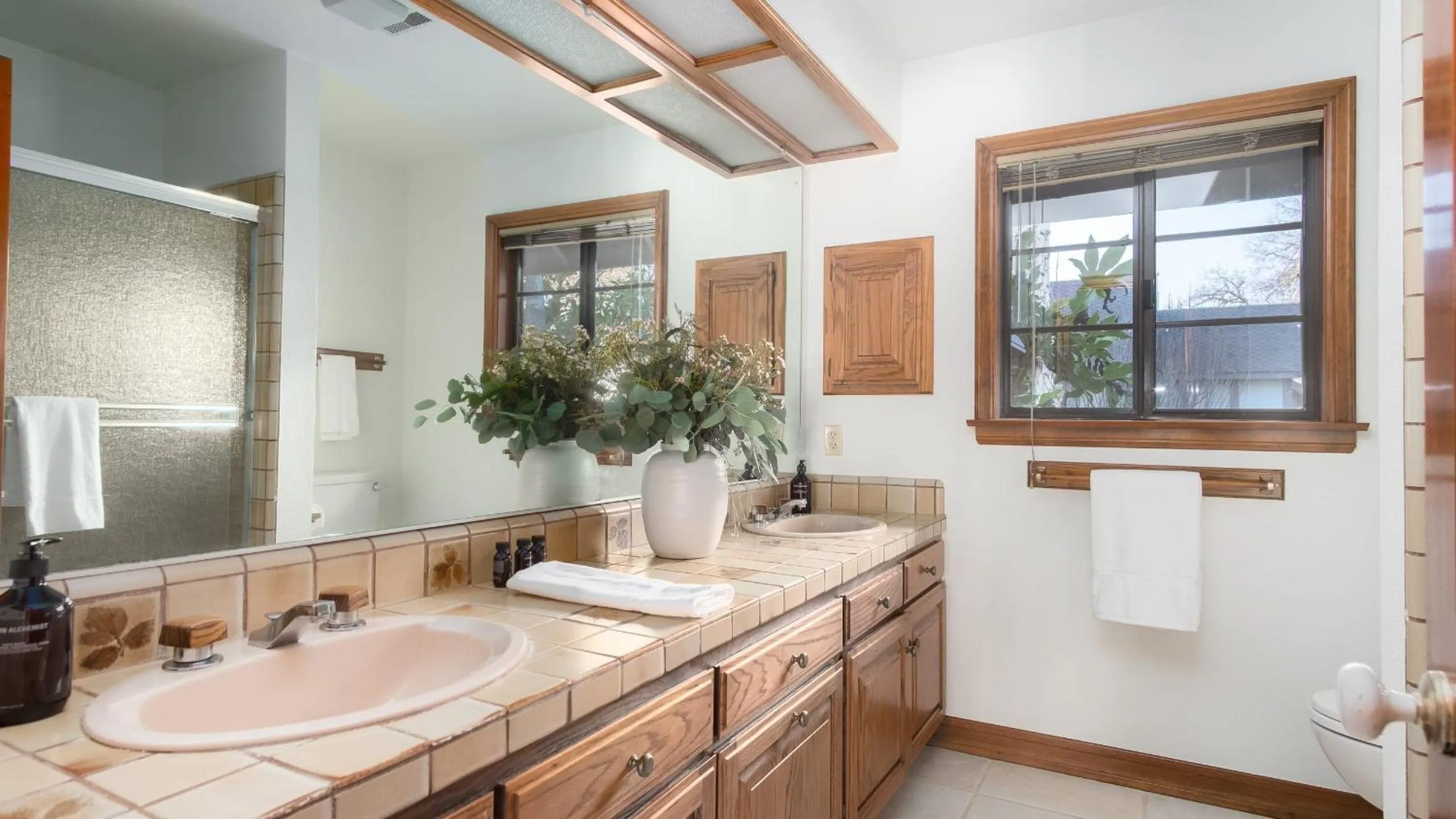 Other in Cathedral by AvantStay Charming Secluded Estate w Sauna Pool Table Views of the Rolling Hills