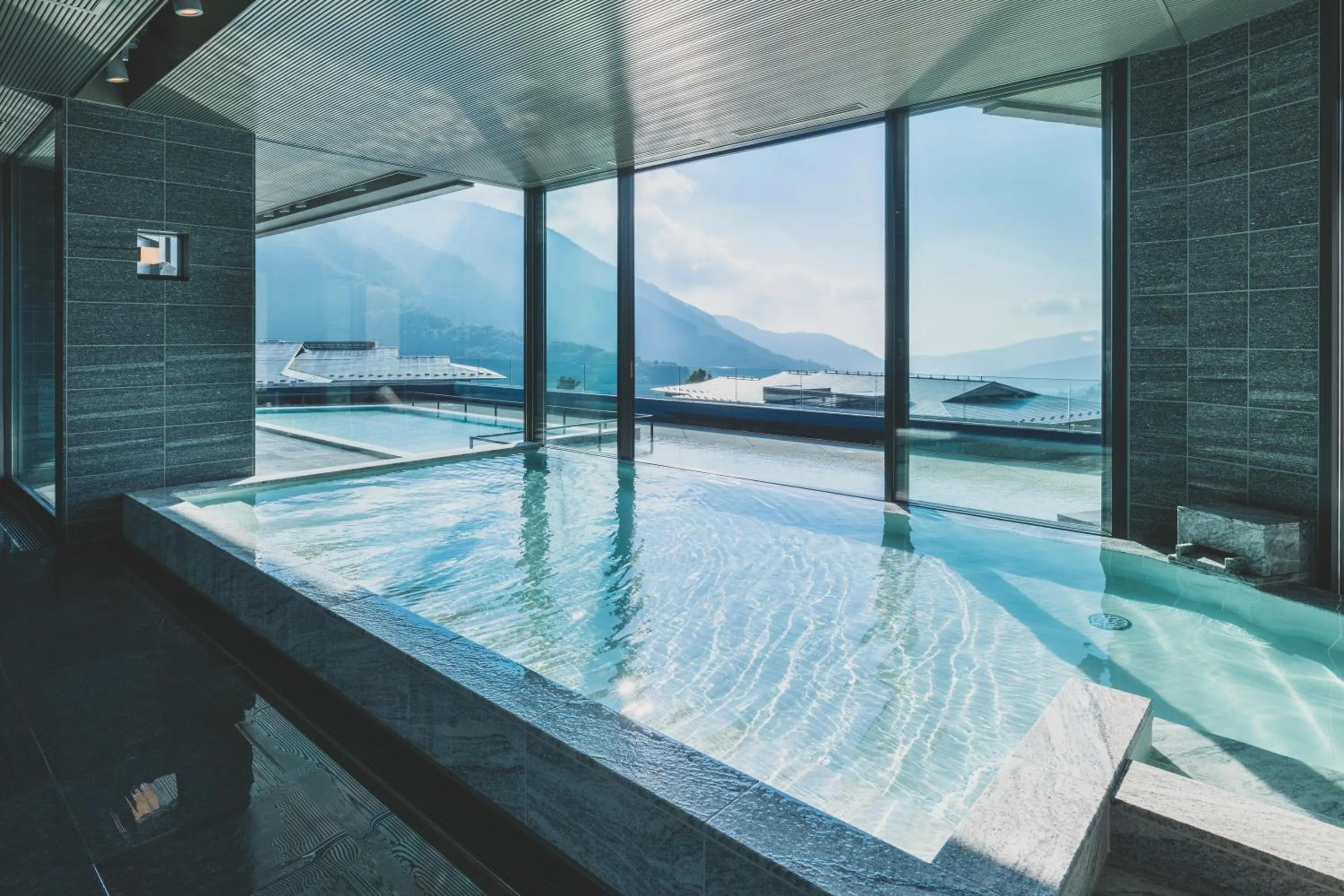 Public Bath in Hakone Gora KARAKU