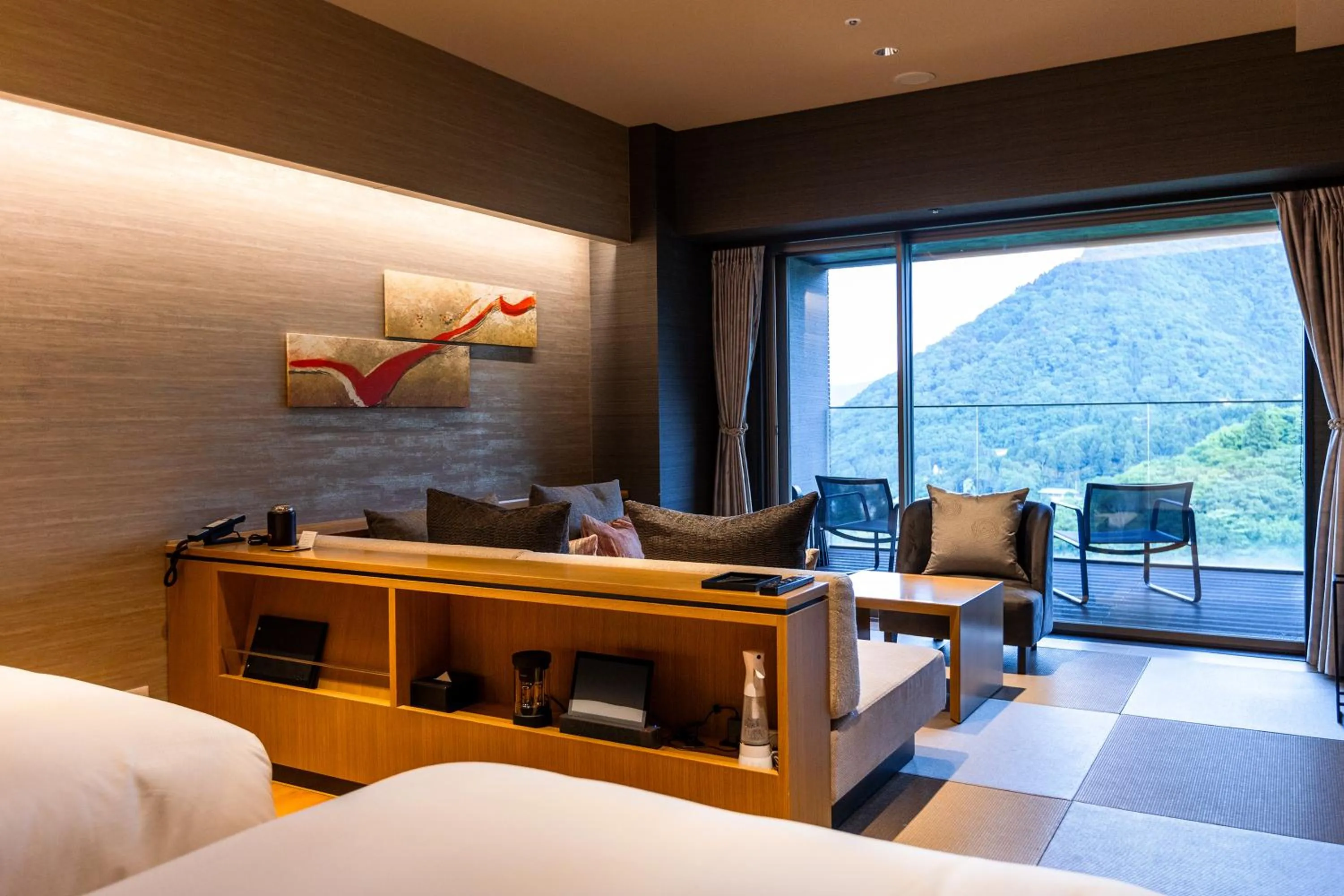 Photo of the whole room, Bed in Hakone Gora KARAKU