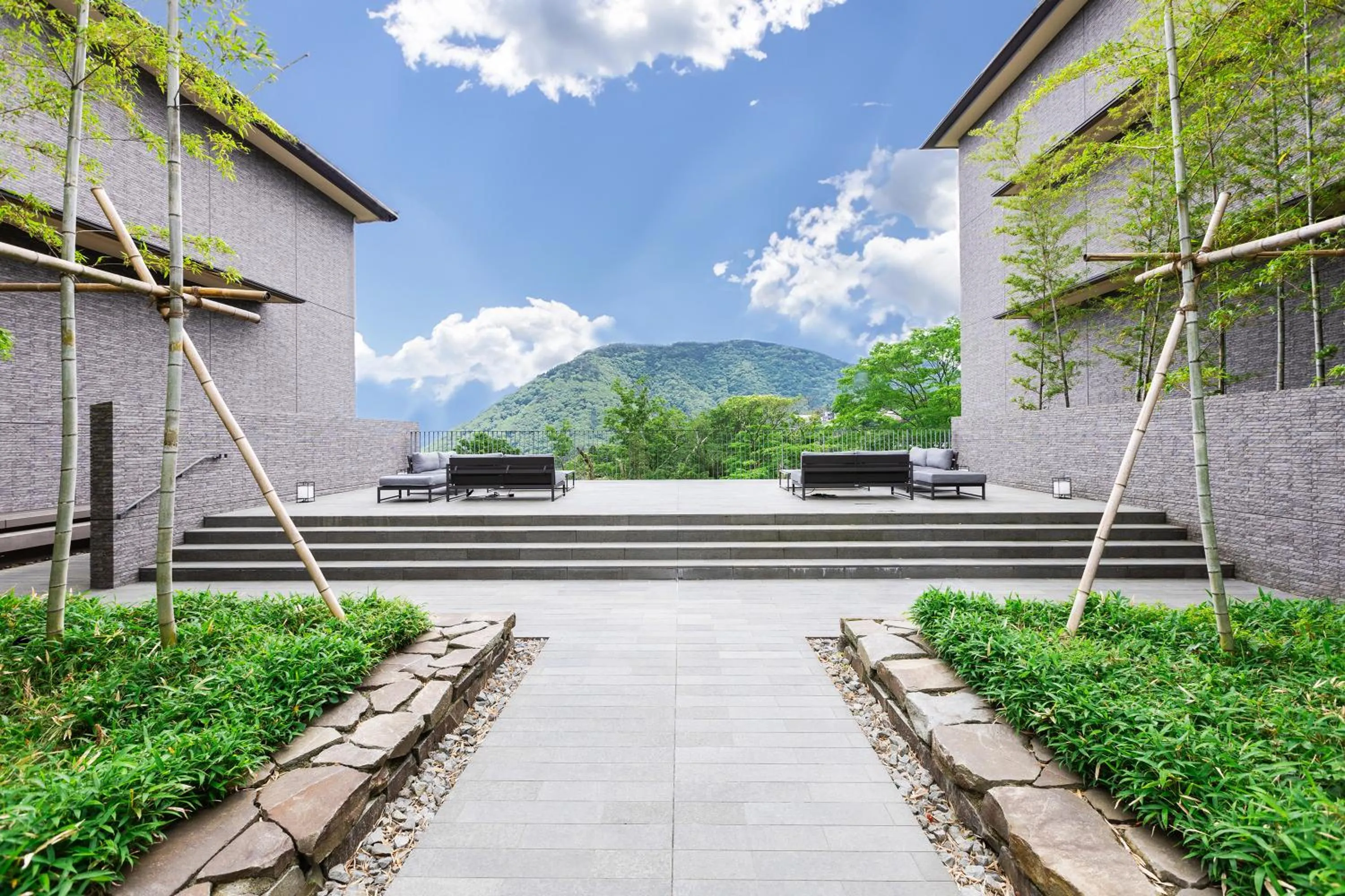 Balcony/Terrace in Hakone Gora KARAKU