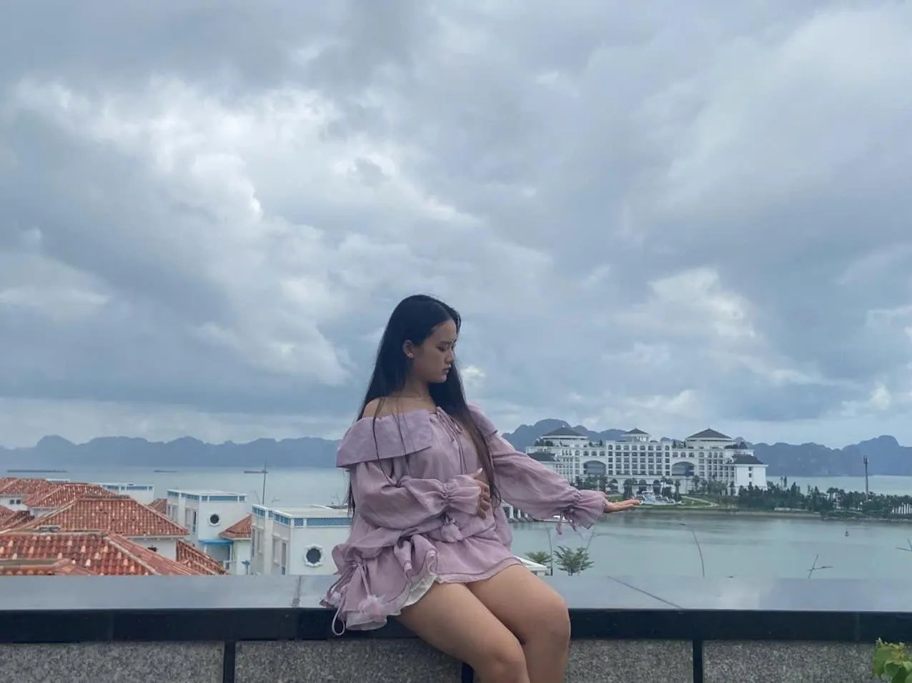 Balcony/Terrace in INDOTEL HALONG HOTEL