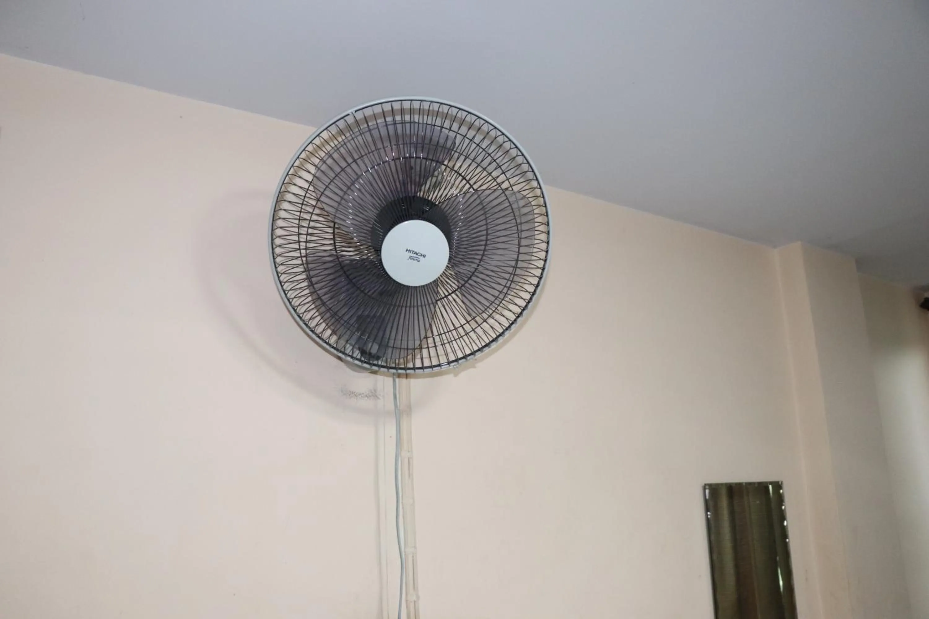 Bedroom in OYO 75408 Tipsiri Place