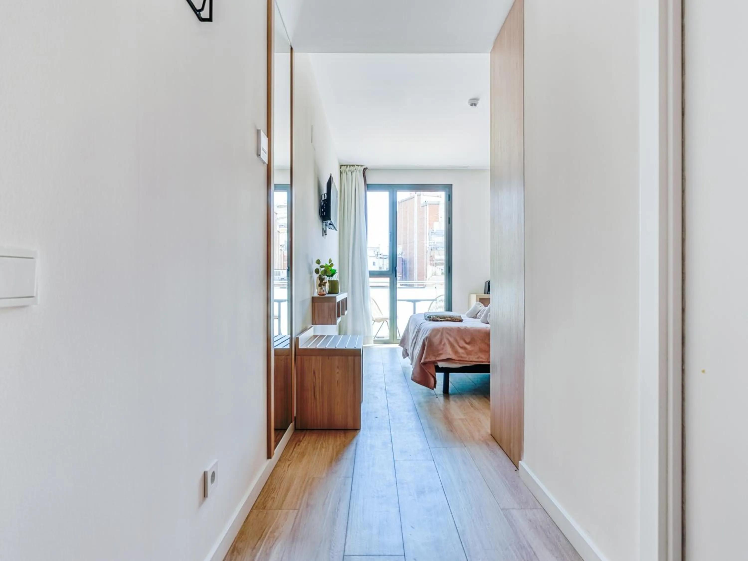 Bed in Limehome Barcelona Carrer de Besalú 82