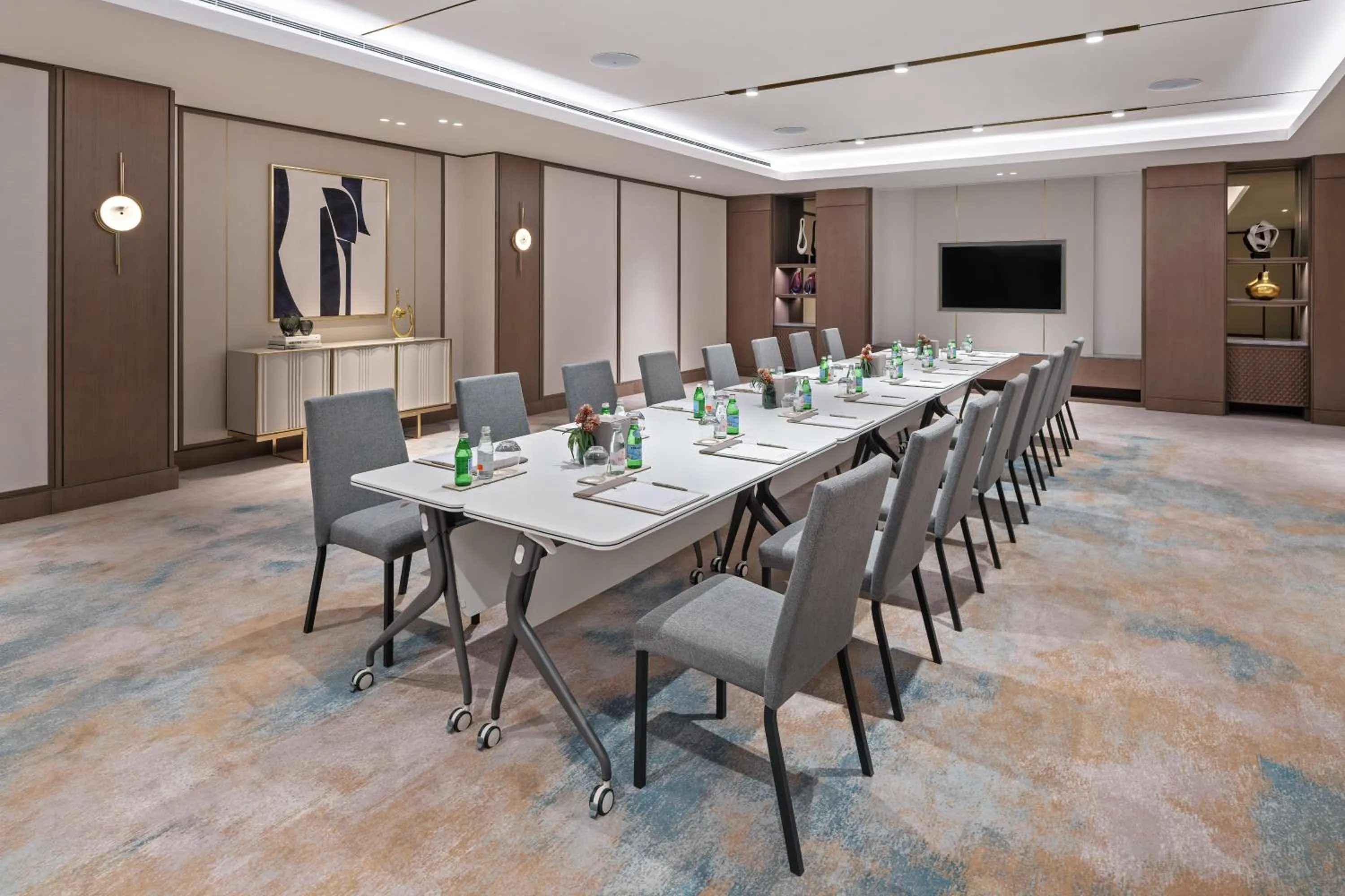 Business facilities in Address Beach Resort Bahrain