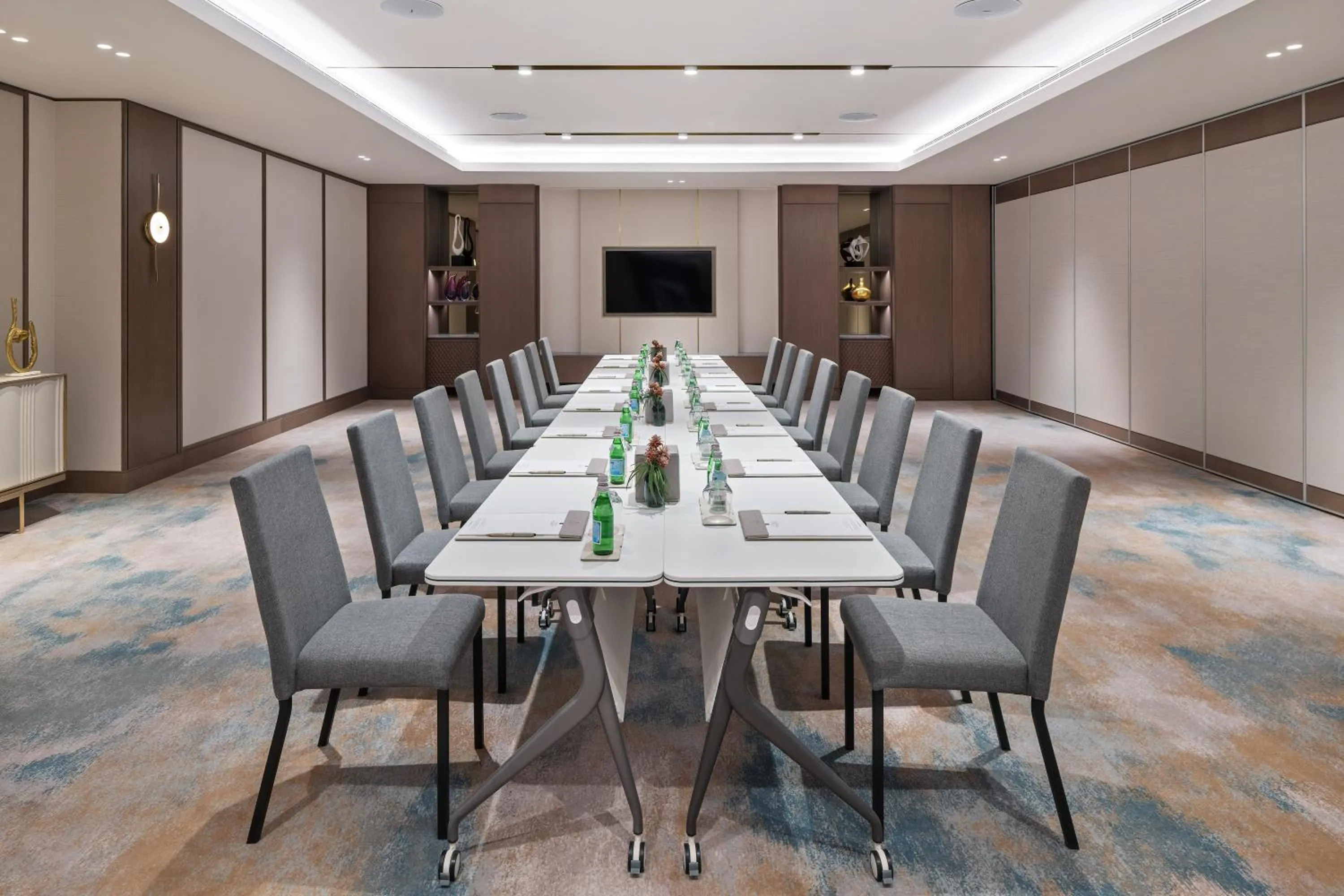 Business facilities in Address Beach Resort Bahrain