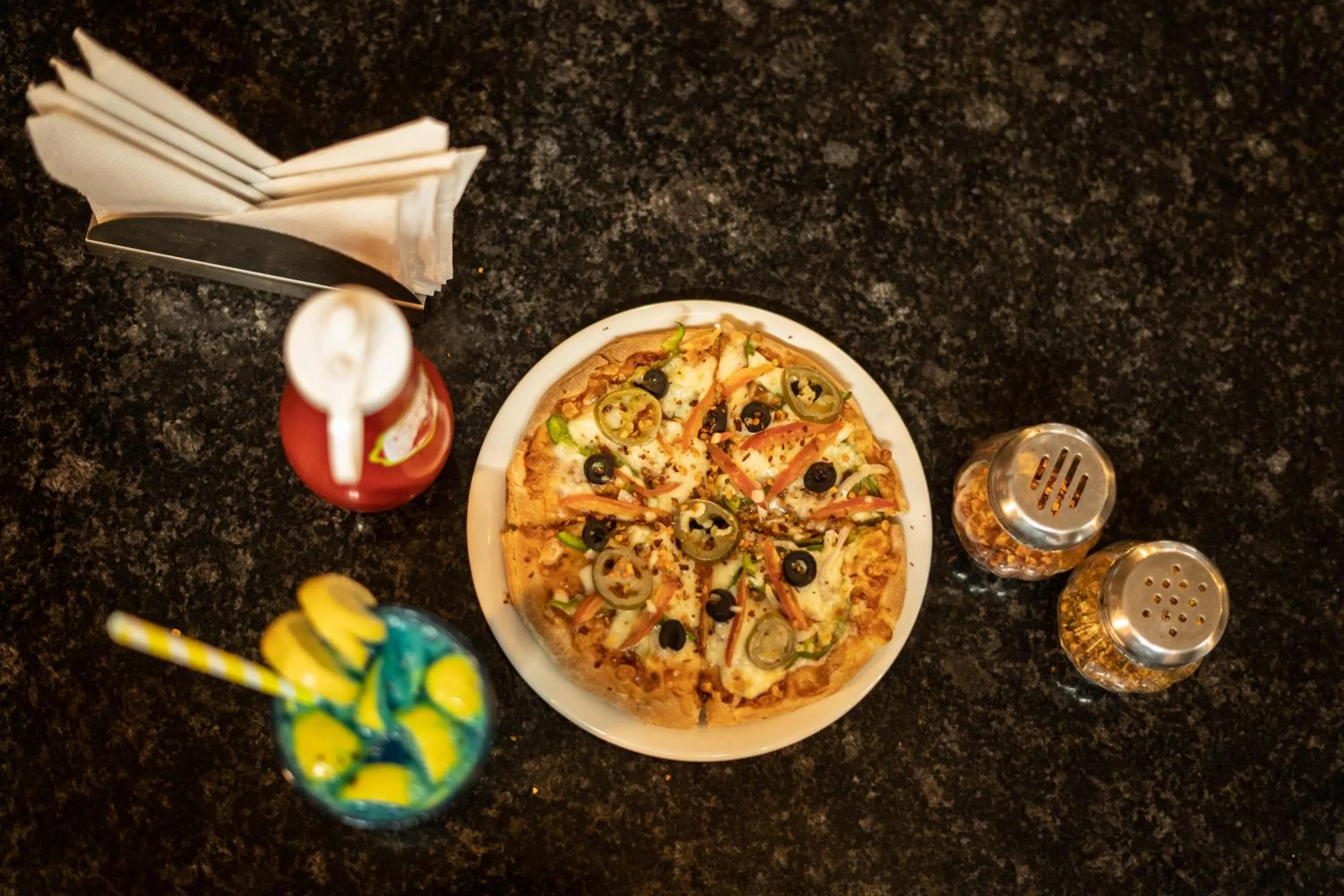 Food and drinks in Hotel Naman