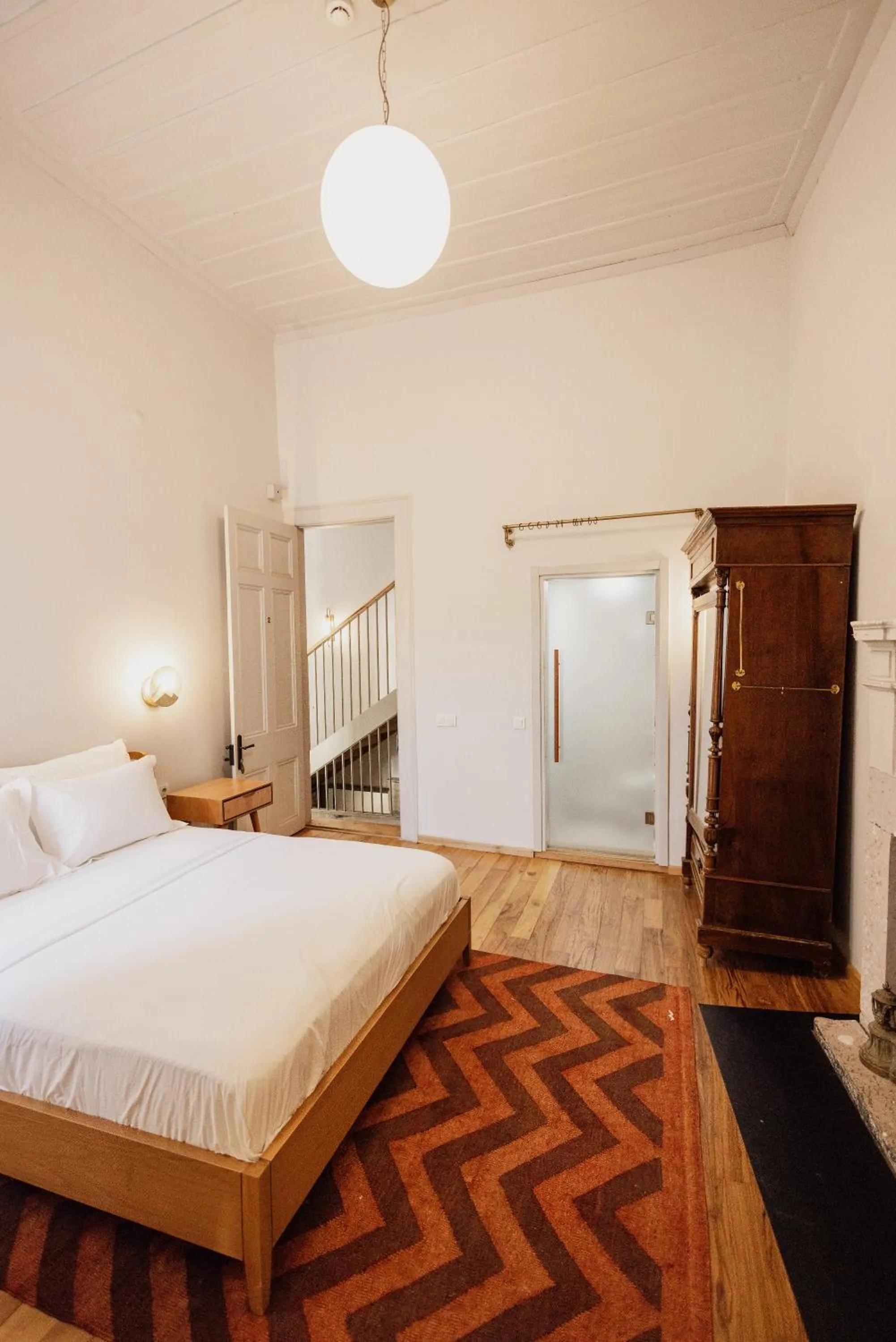 Bed in Karargah Urla