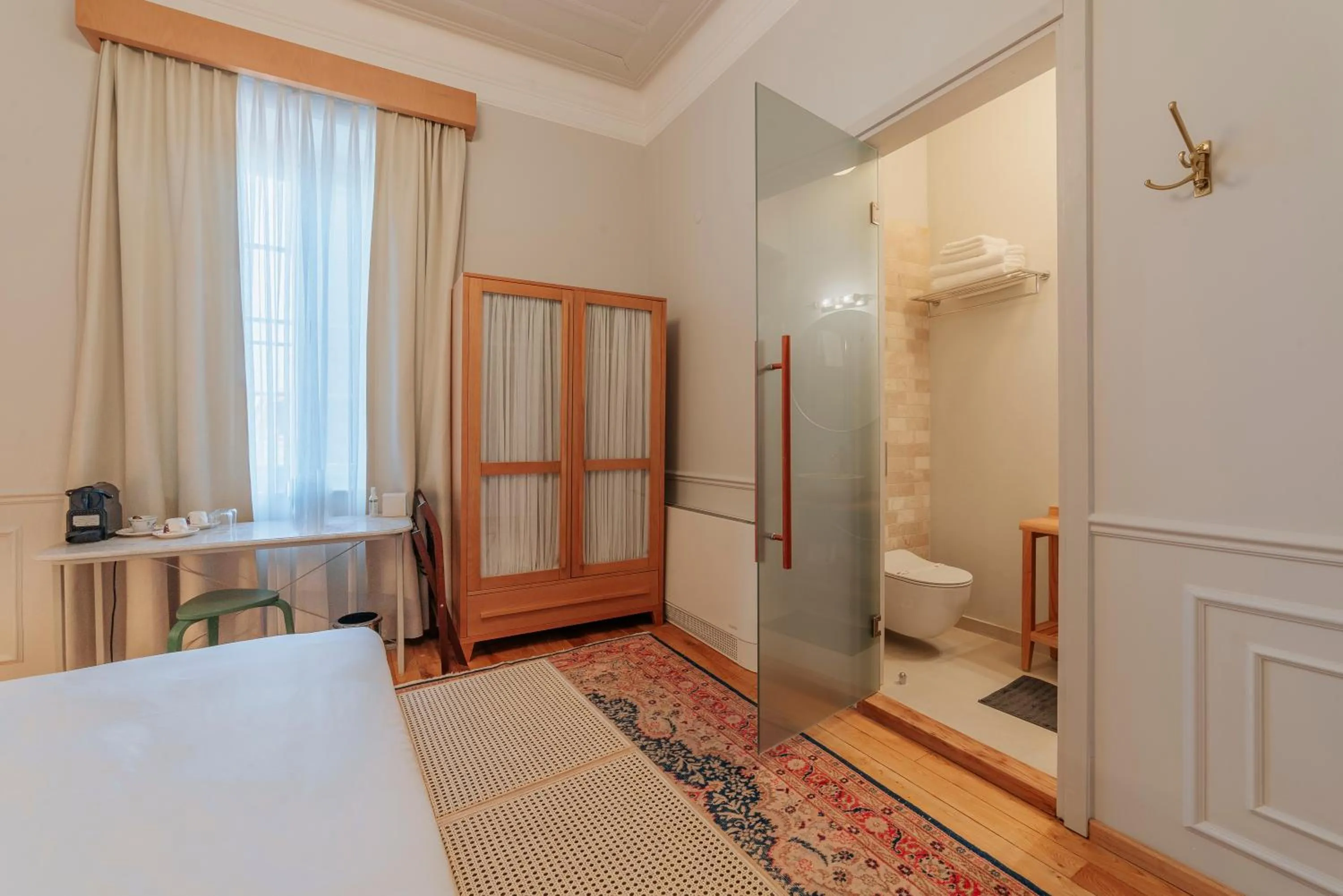 Bed in Karargah Urla