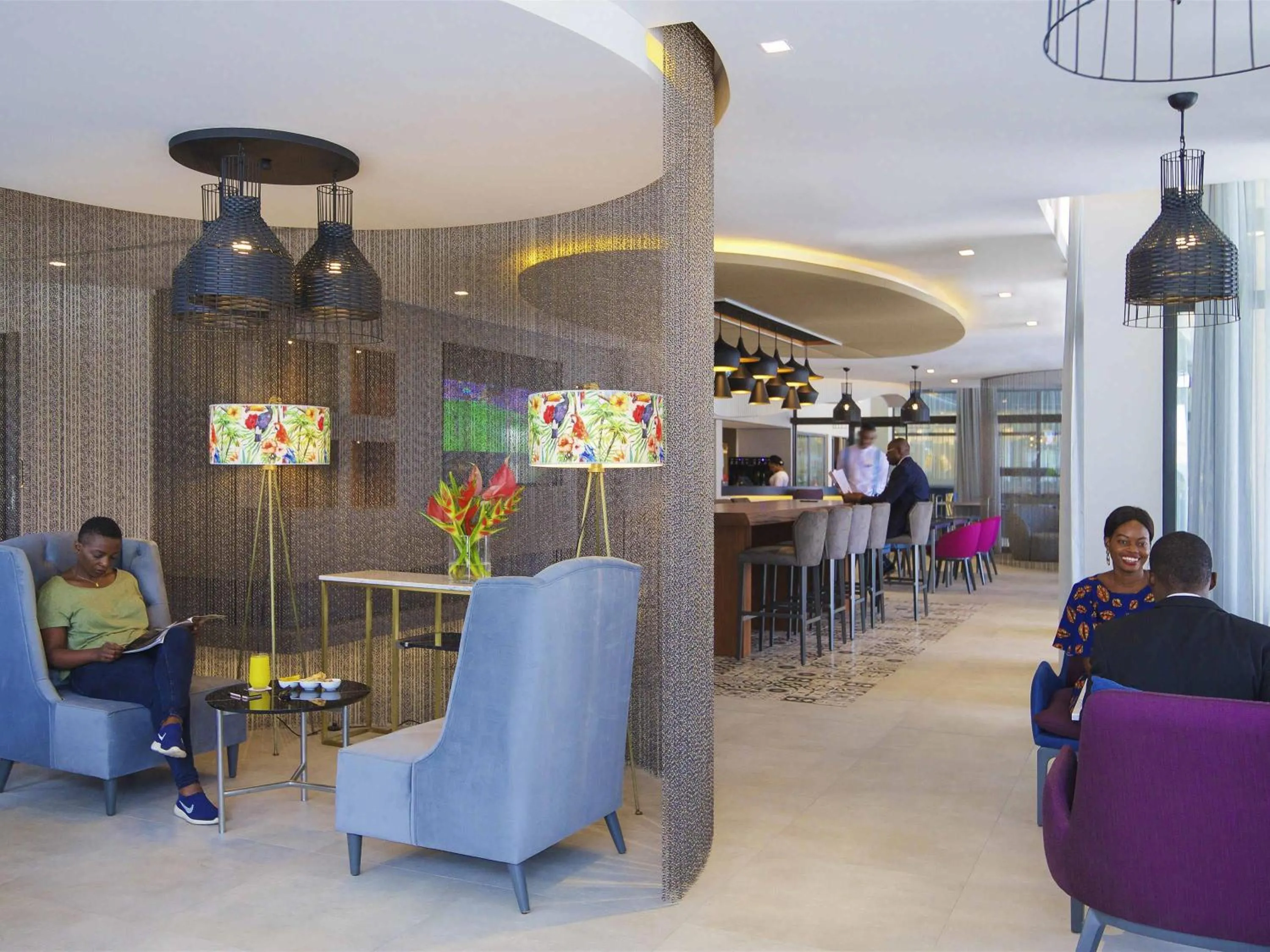Lounge or bar in Novotel Cotonou Orisha