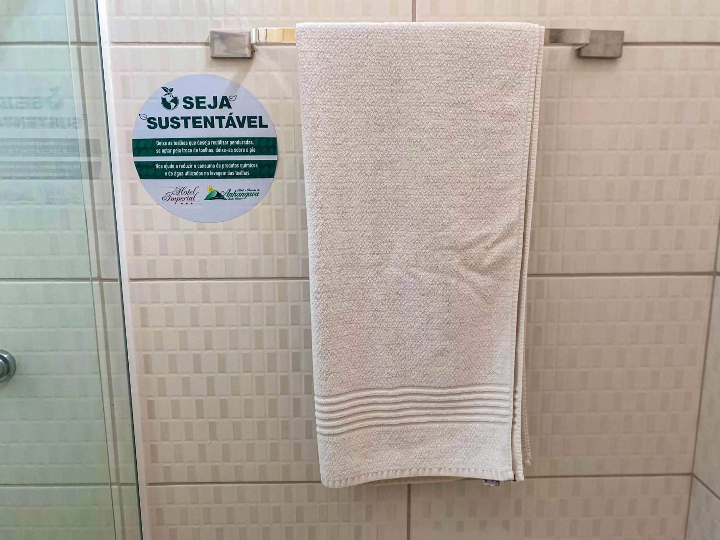 Bathroom in Pousada do Anhangava