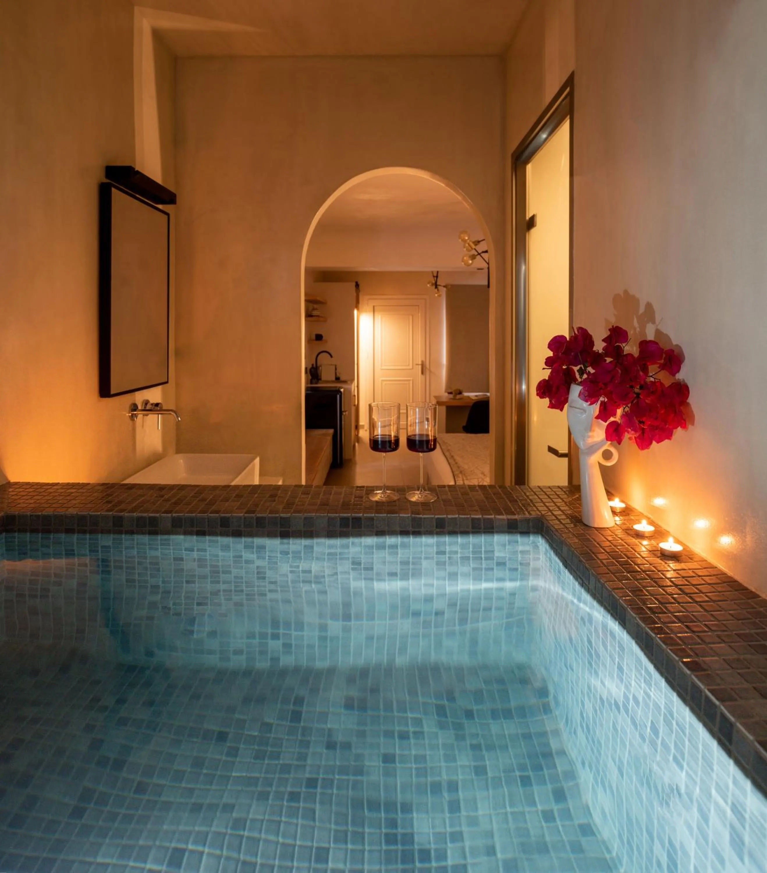 Hot Tub in Centro Suite