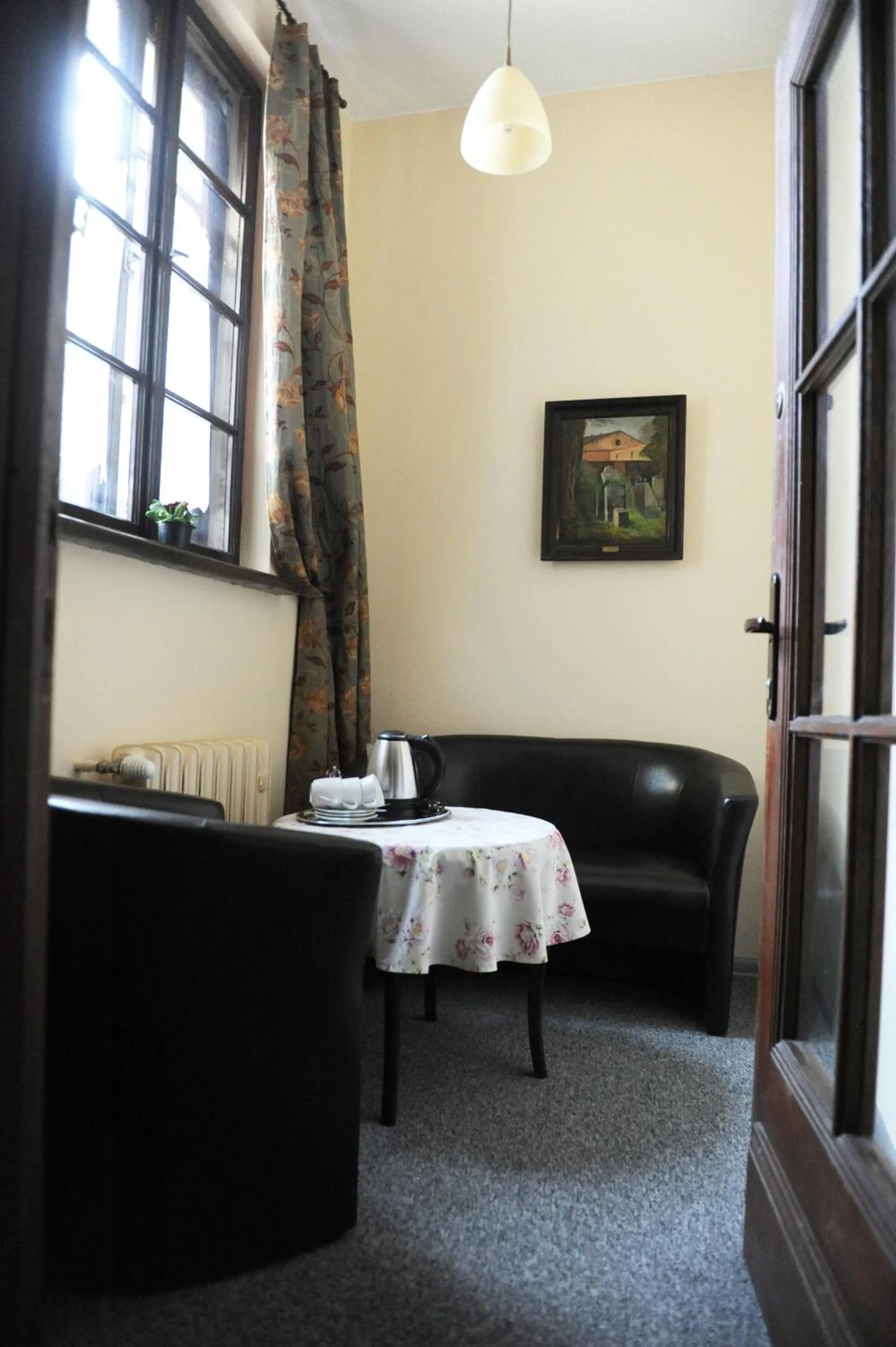 Seating area in Dom Casimi