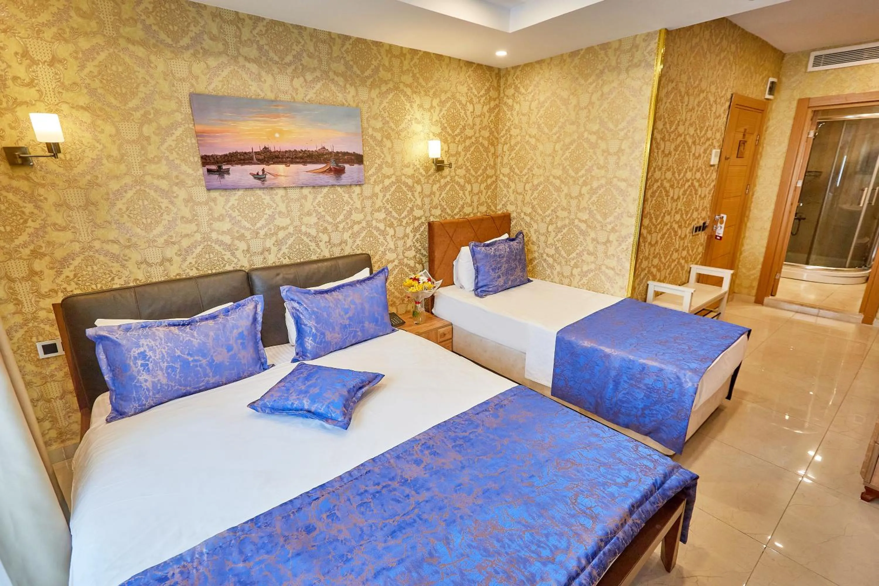 Photo of the whole room, Bed in Ardey Hotel