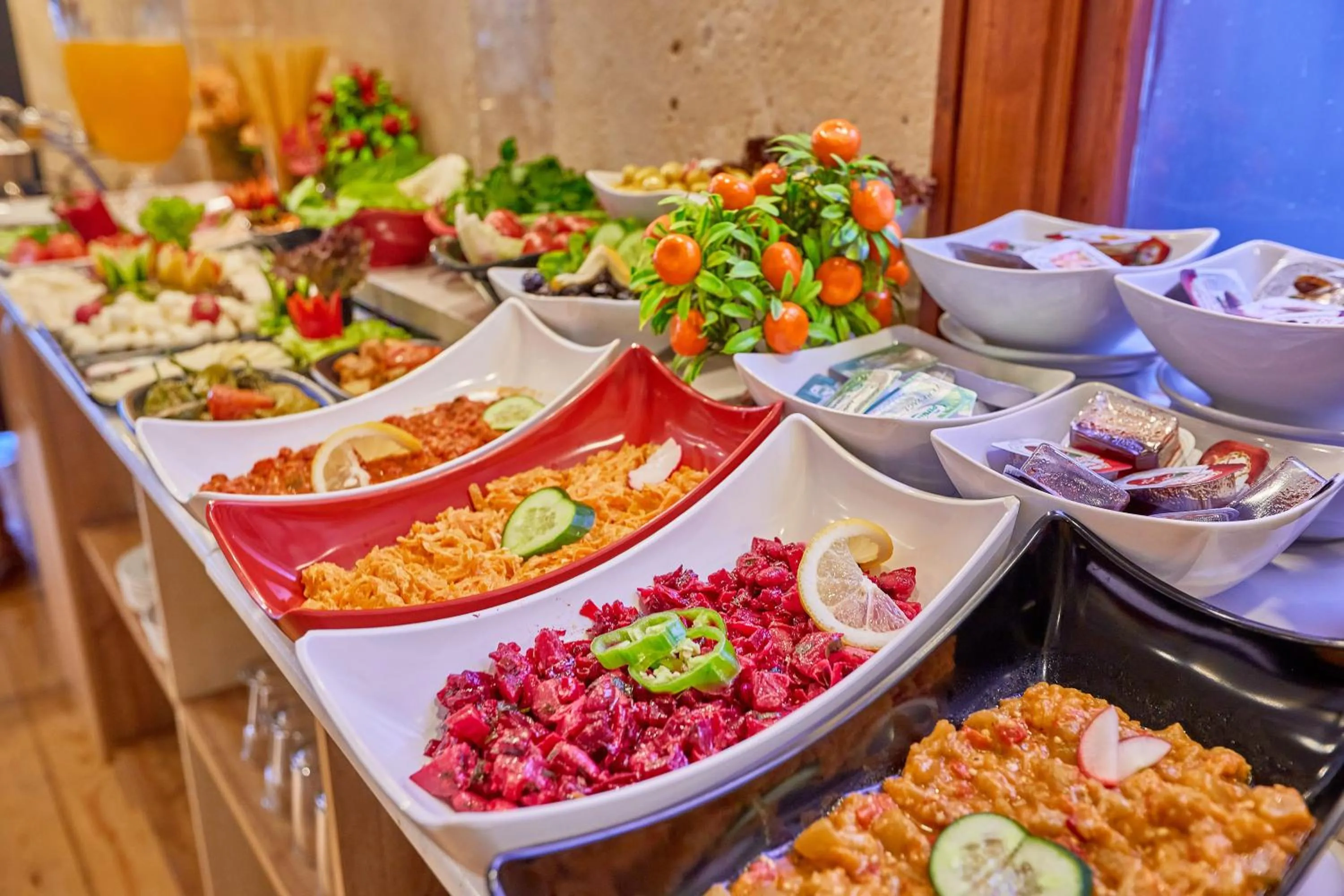 Restaurant/places to eat in Ardey Hotel