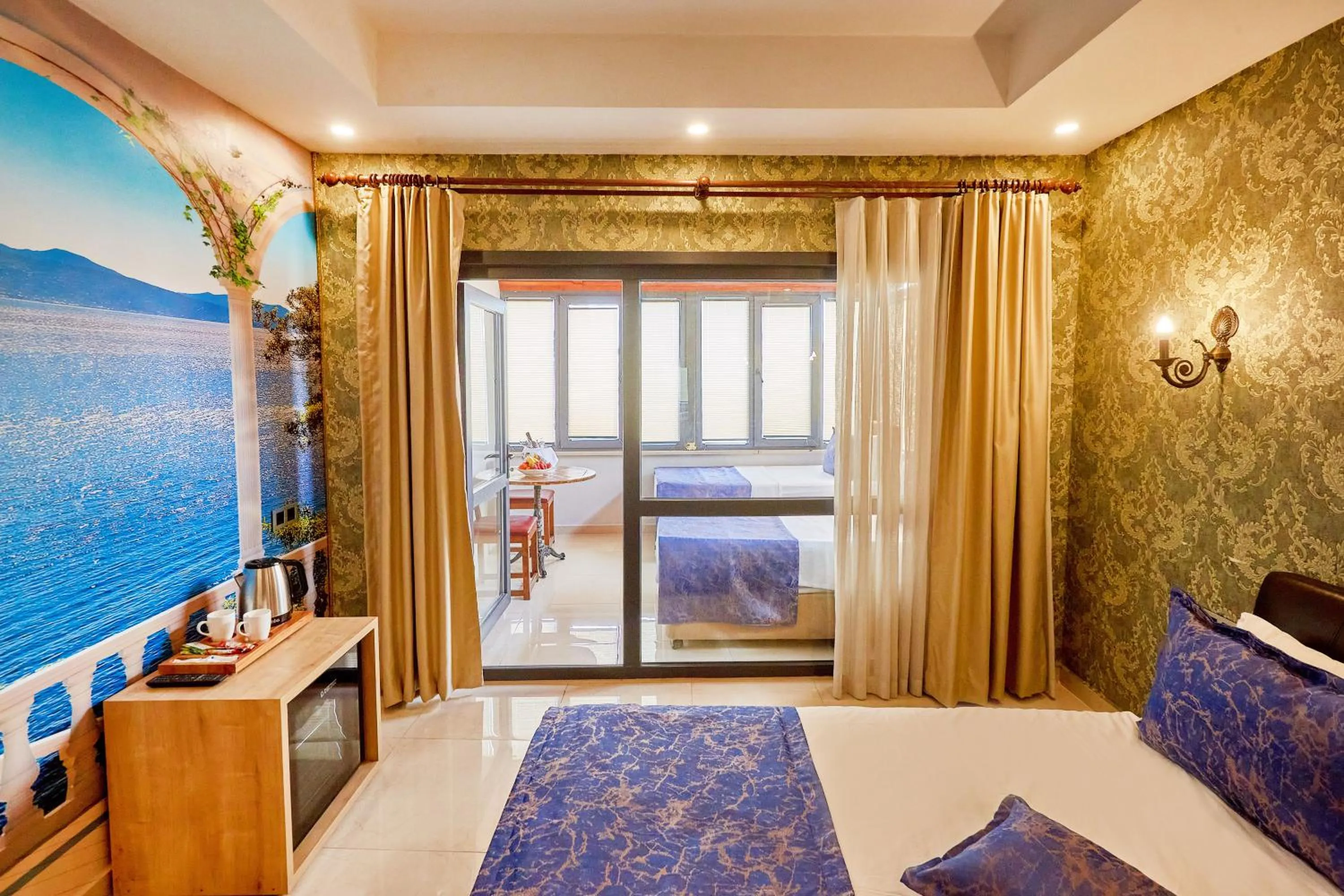 Family, Bed in Ardey Hotel