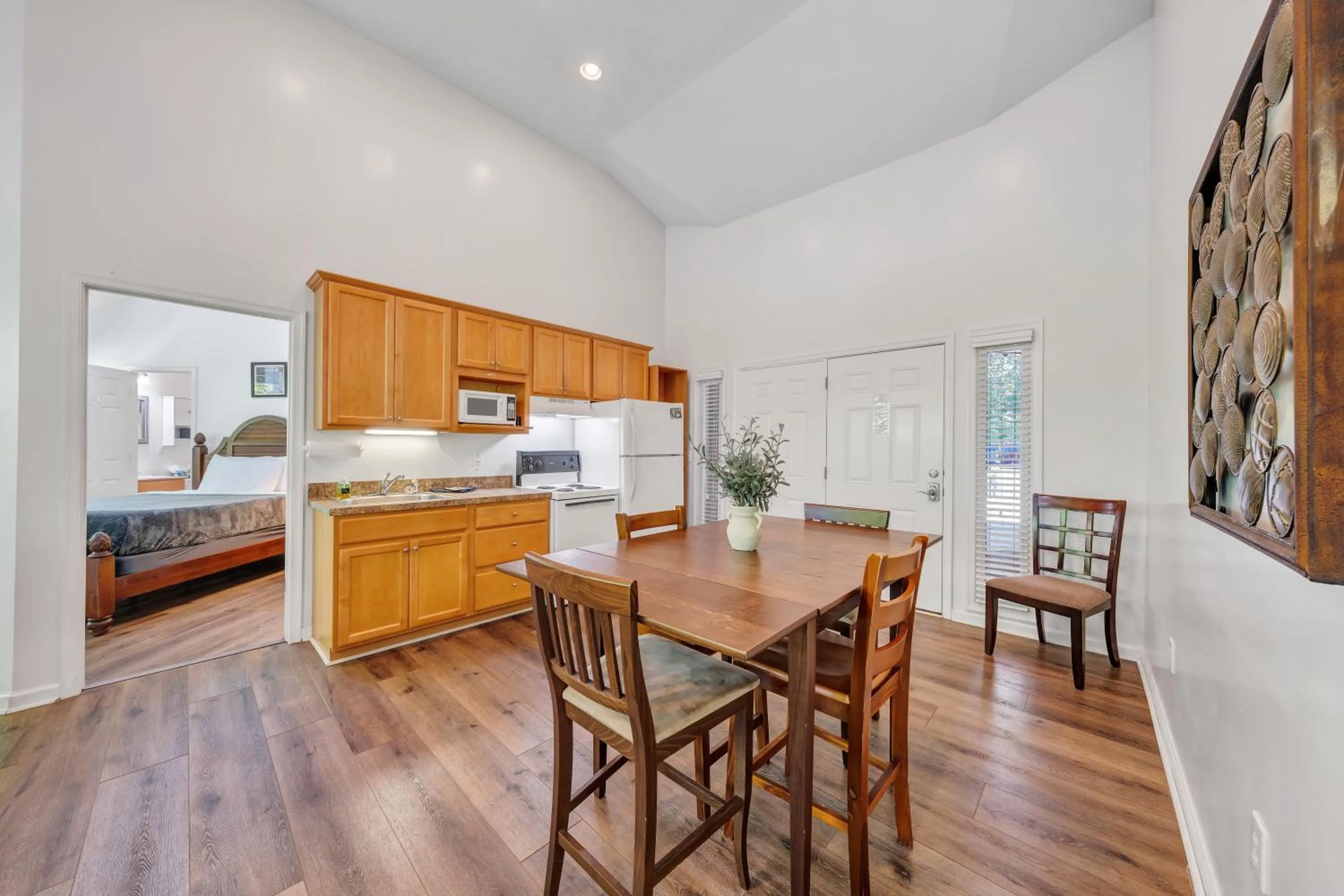 kitchen in Halesford Harbour Resort - Smith Mountain Lake