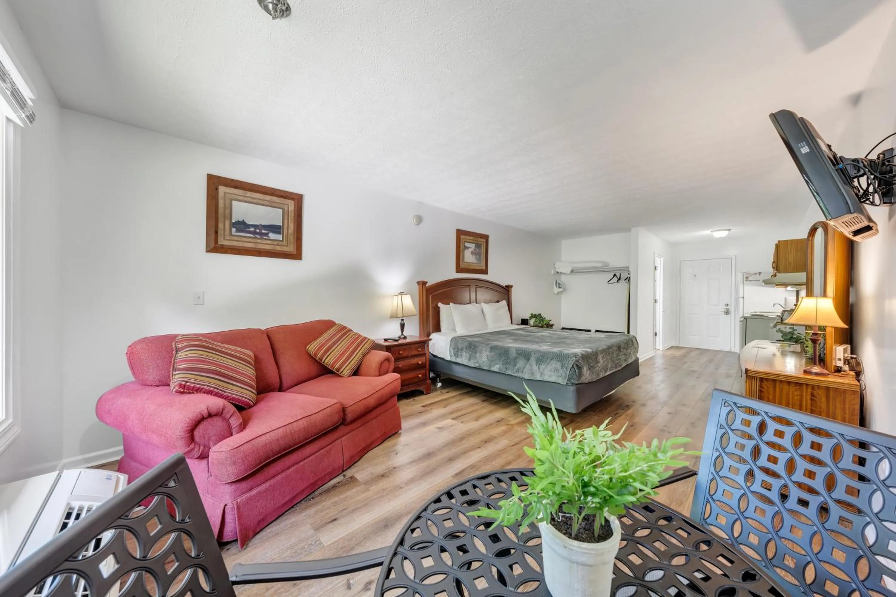 Floor plan in Halesford Harbour Resort - Smith Mountain Lake