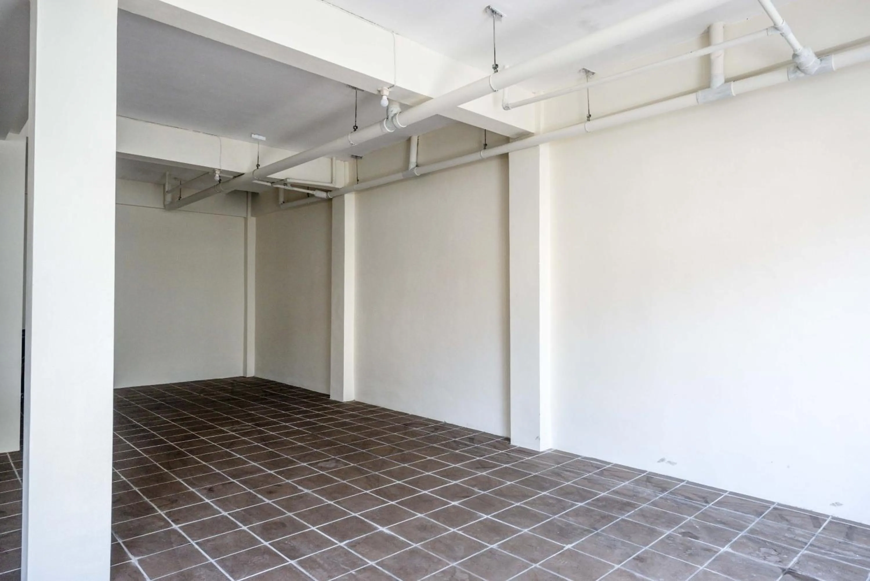 Parking in RedDoorz Plus near Pasar Gede Solo