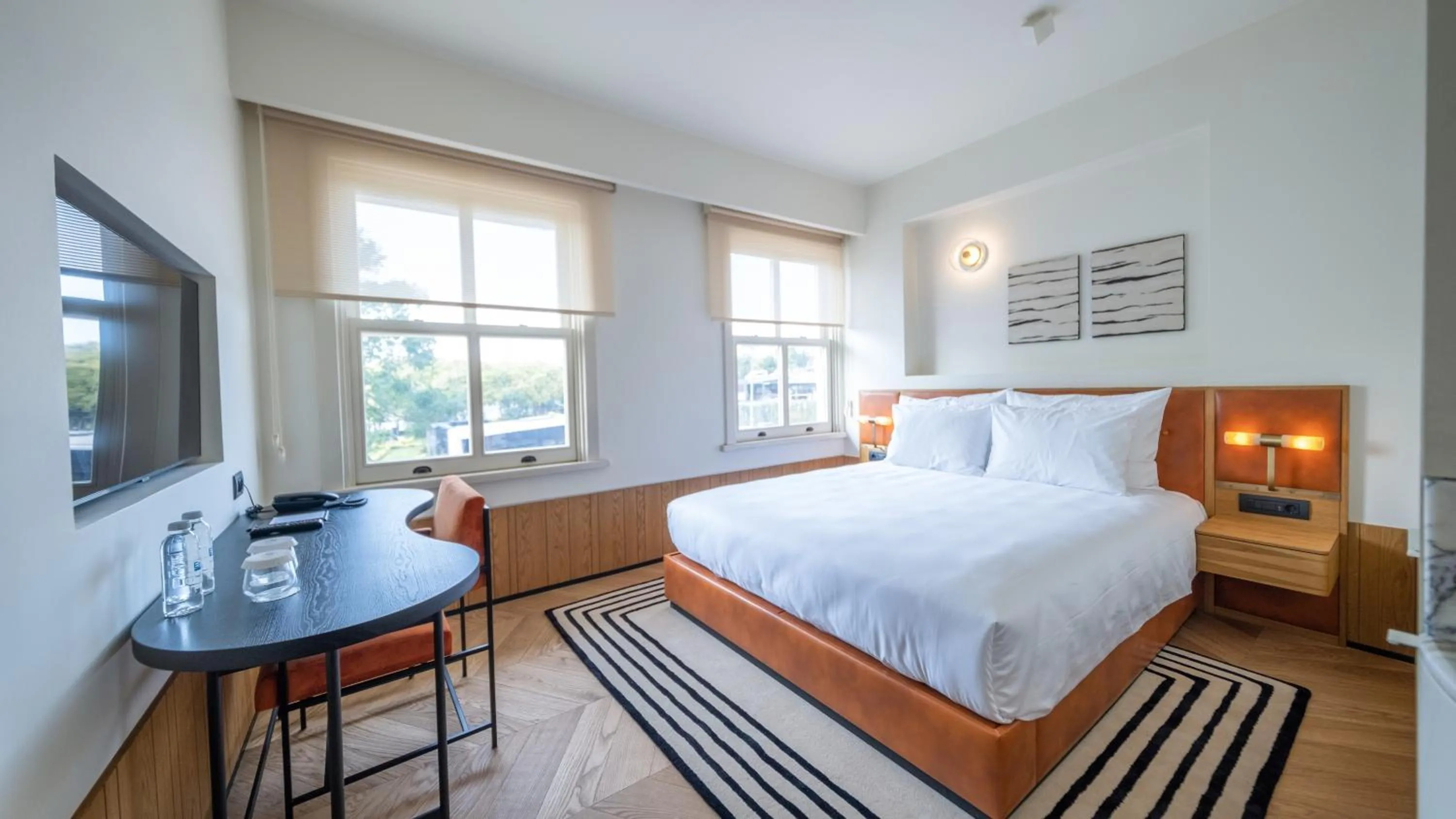 Massage, Bed in The Gift Hotel