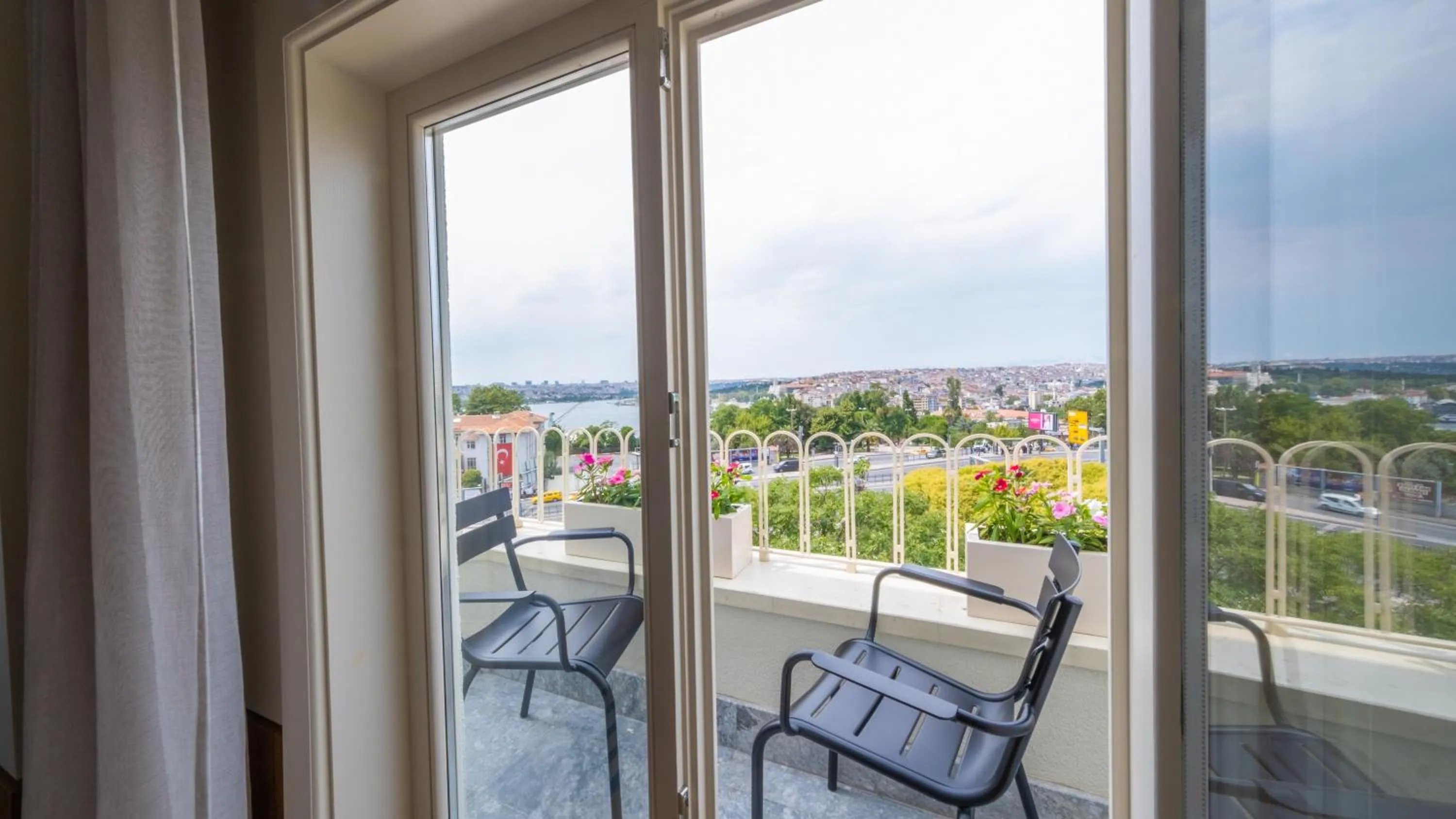Balcony/Terrace in The Gift Hotel