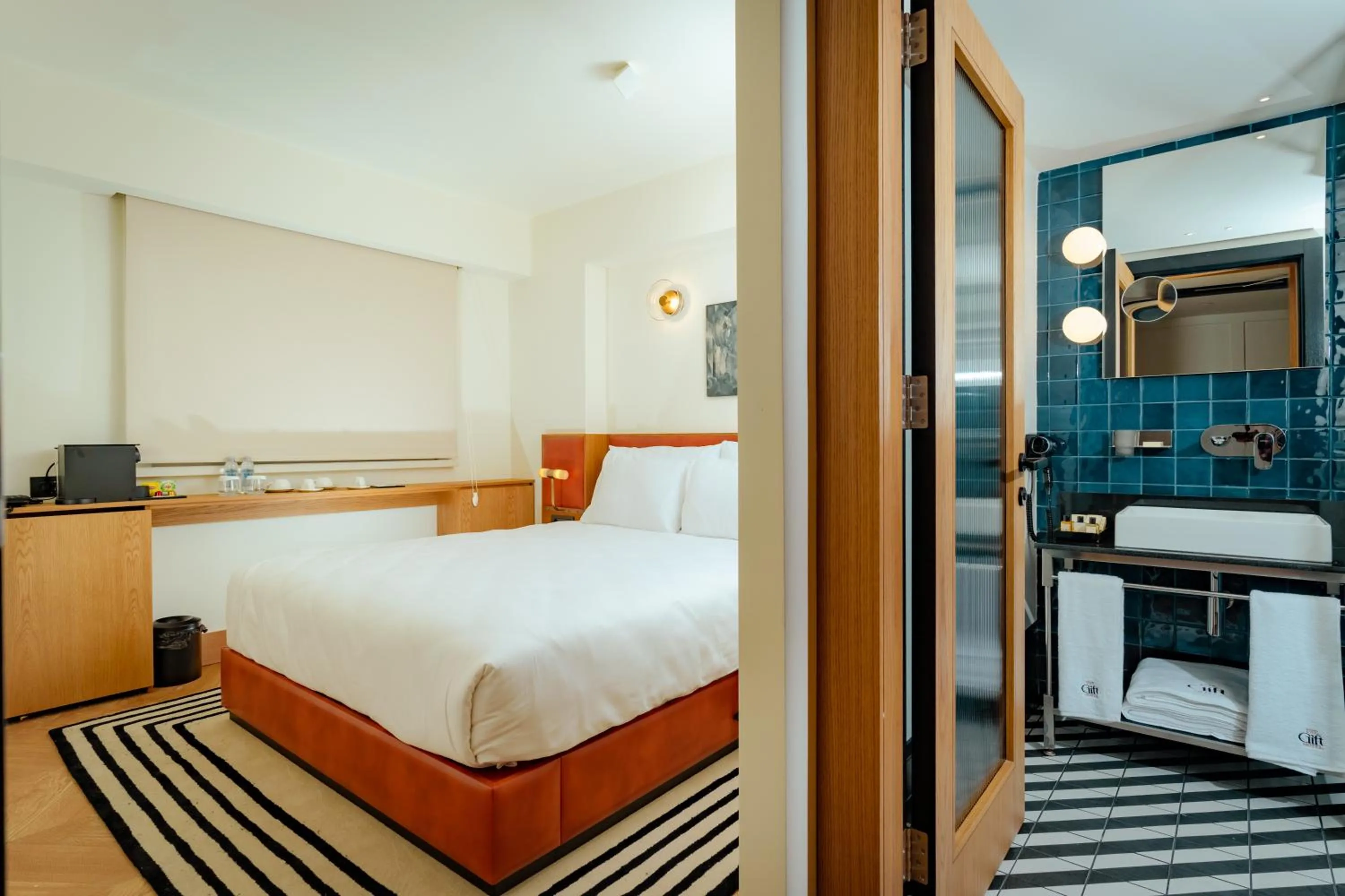 Massage, Bed in The Gift Hotel