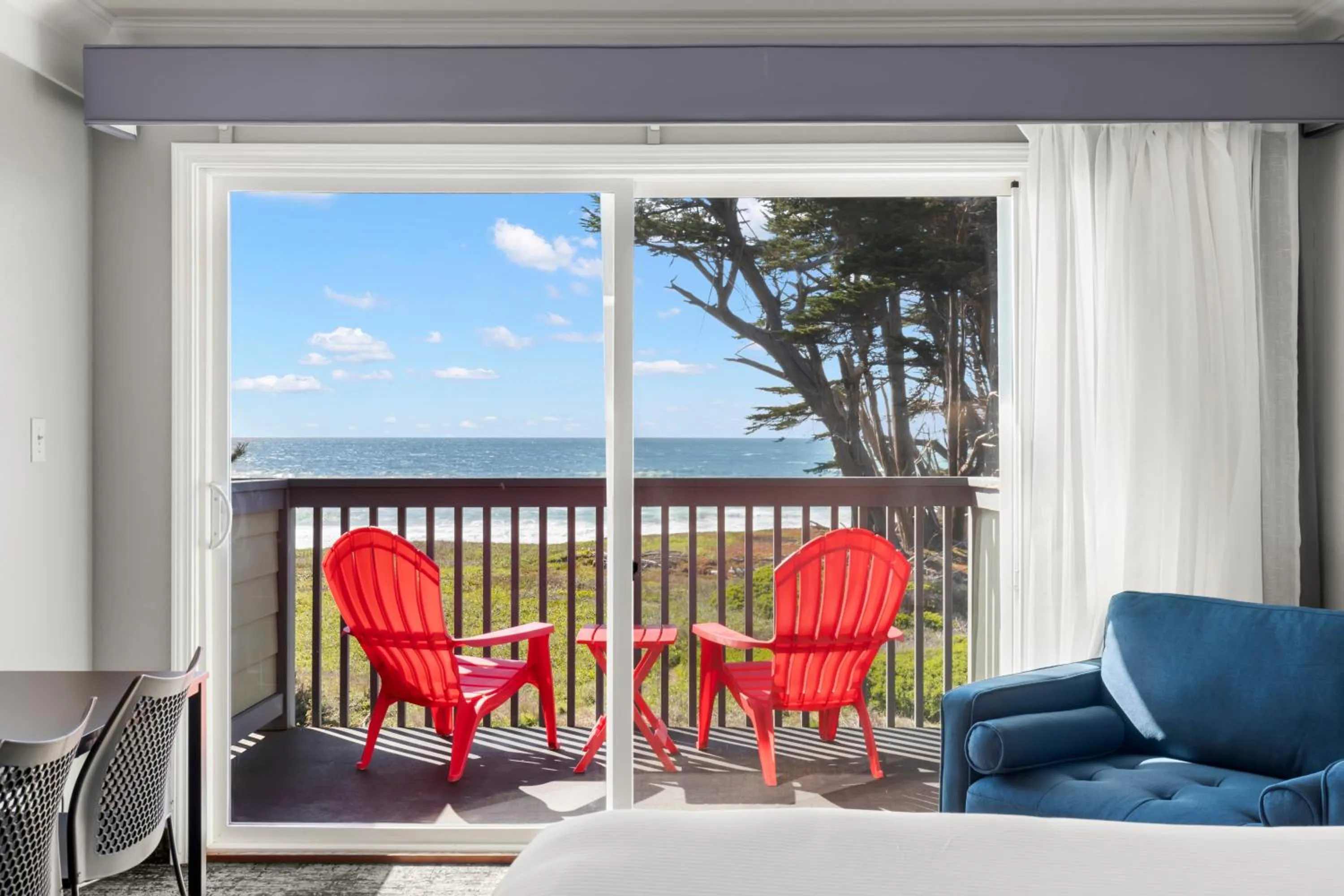 Patio in Beachcomber Motel