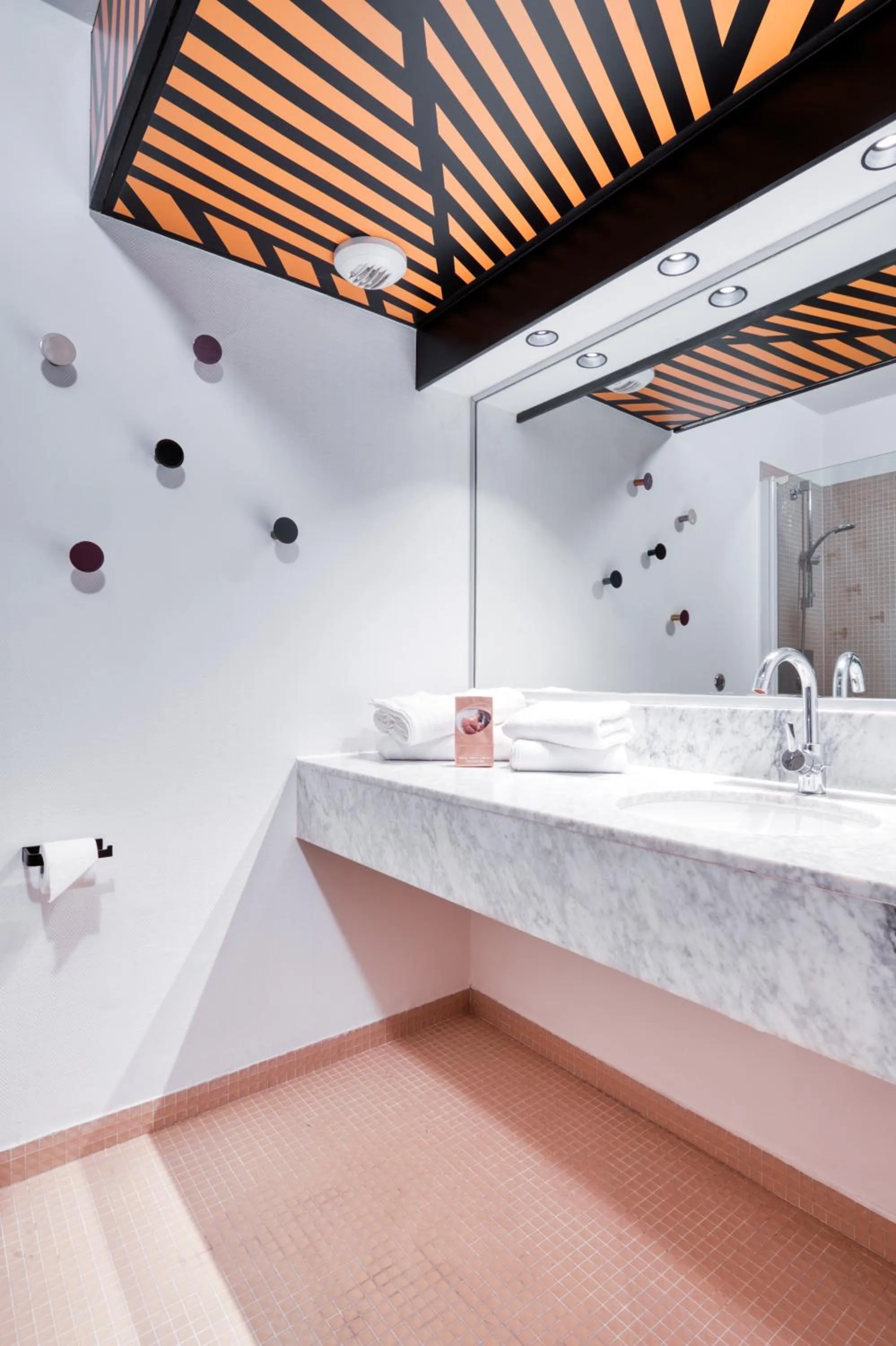 Bathroom in COWOOL GRENOBLE