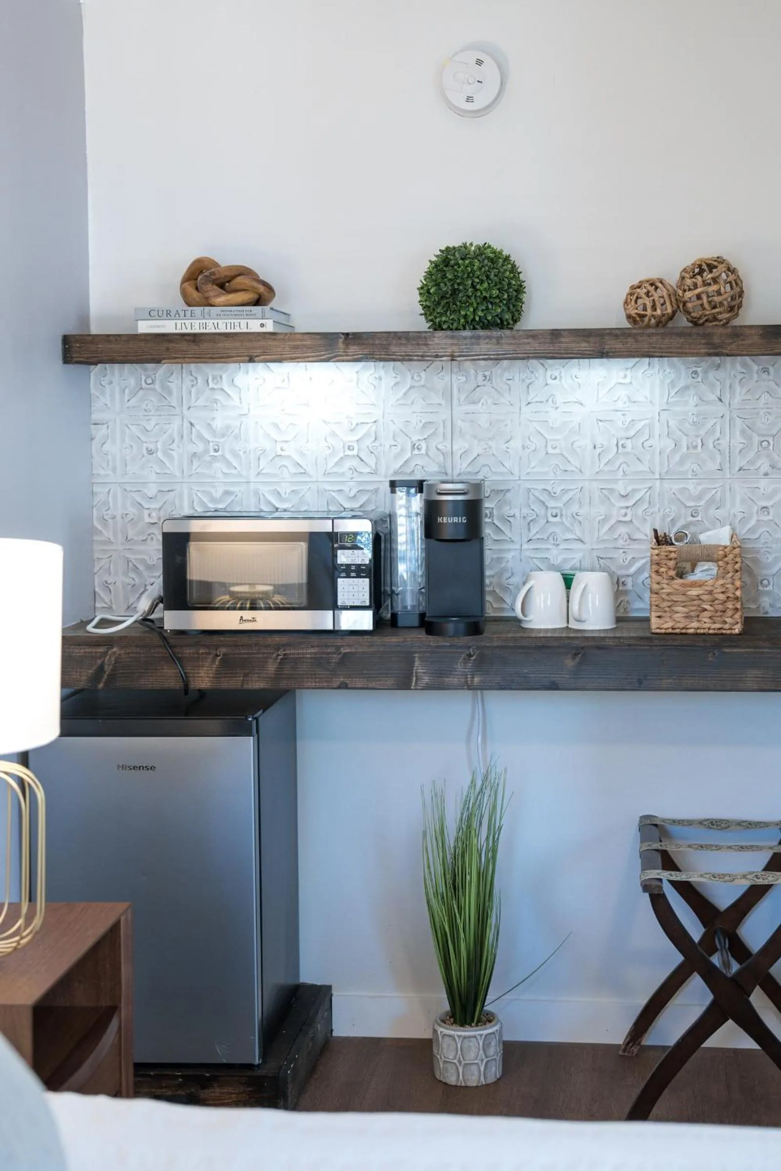 Coffee/tea facilities in The Victorian Inn Blowing Rock