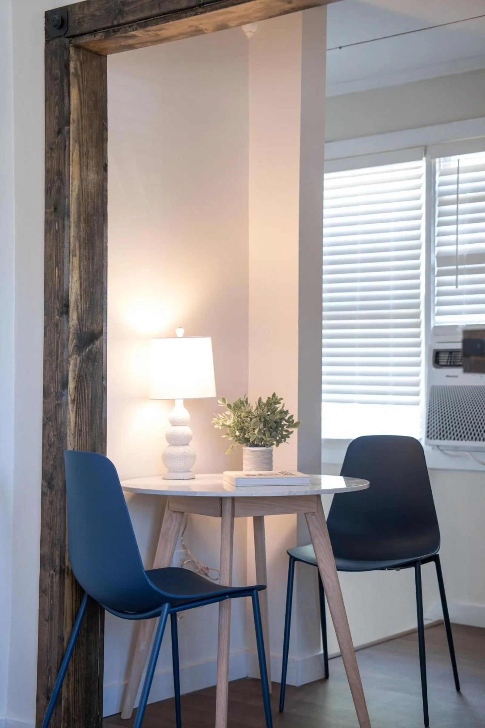 Seating area in The Victorian Inn Blowing Rock