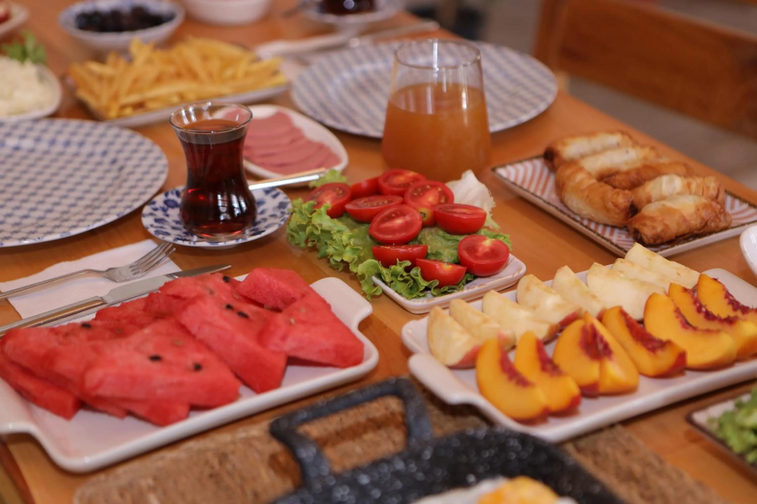 Breakfast in Pinhan Cave Suites
