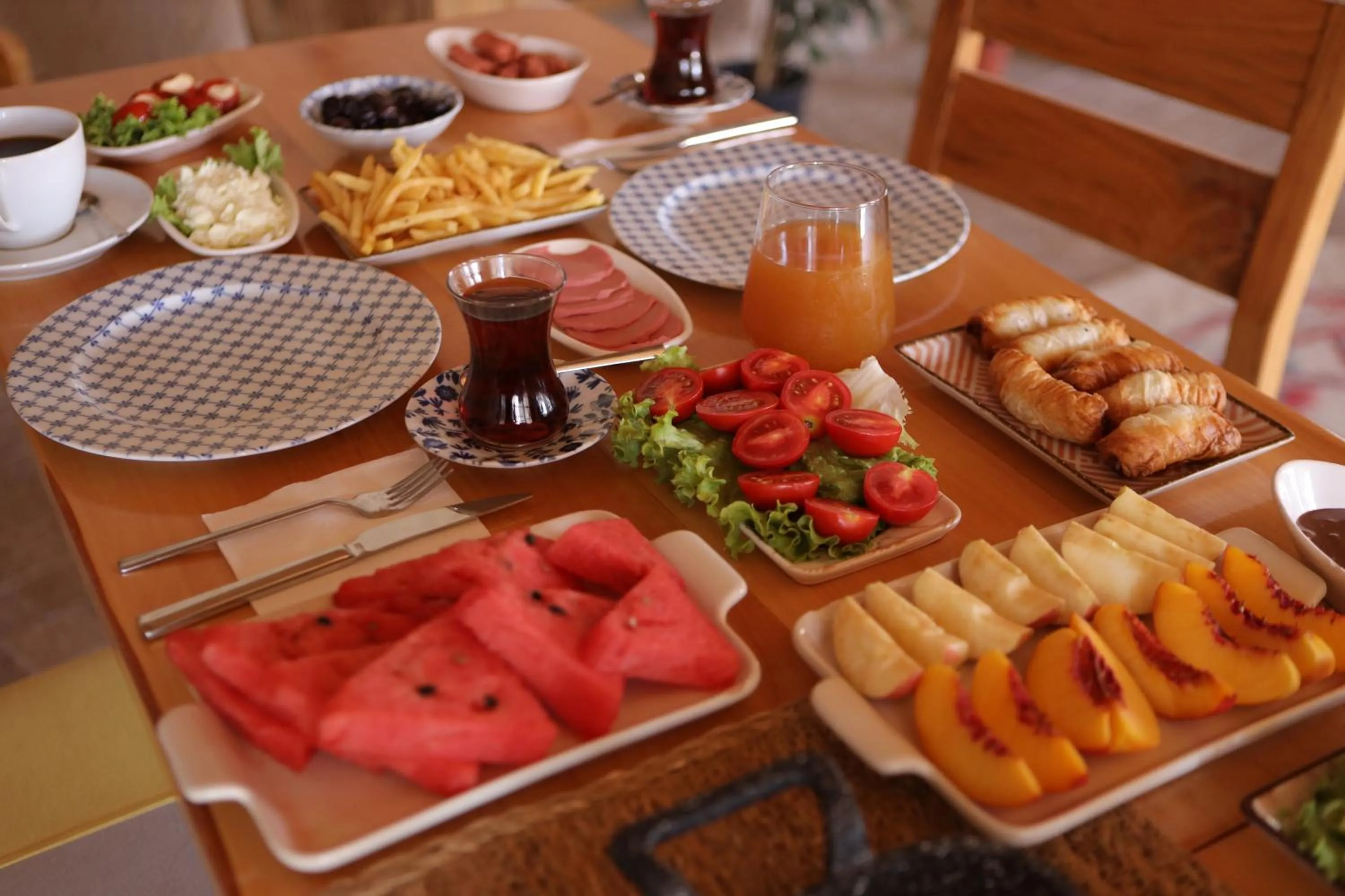 Breakfast in Pinhan Cave Suites